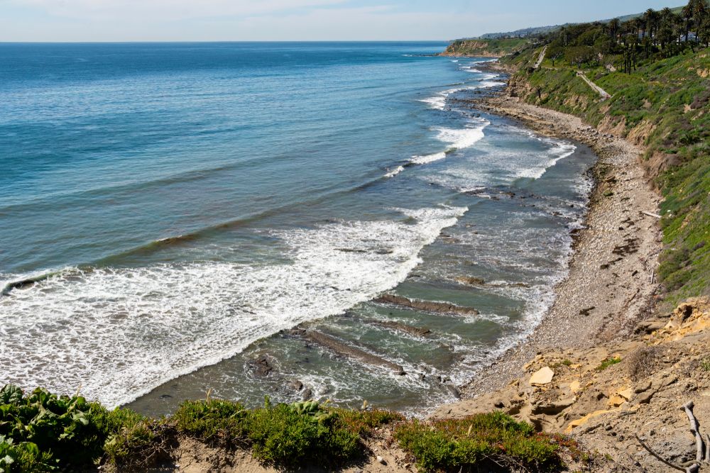 7 Stunning Rocky Beaches To See In California This Summer
