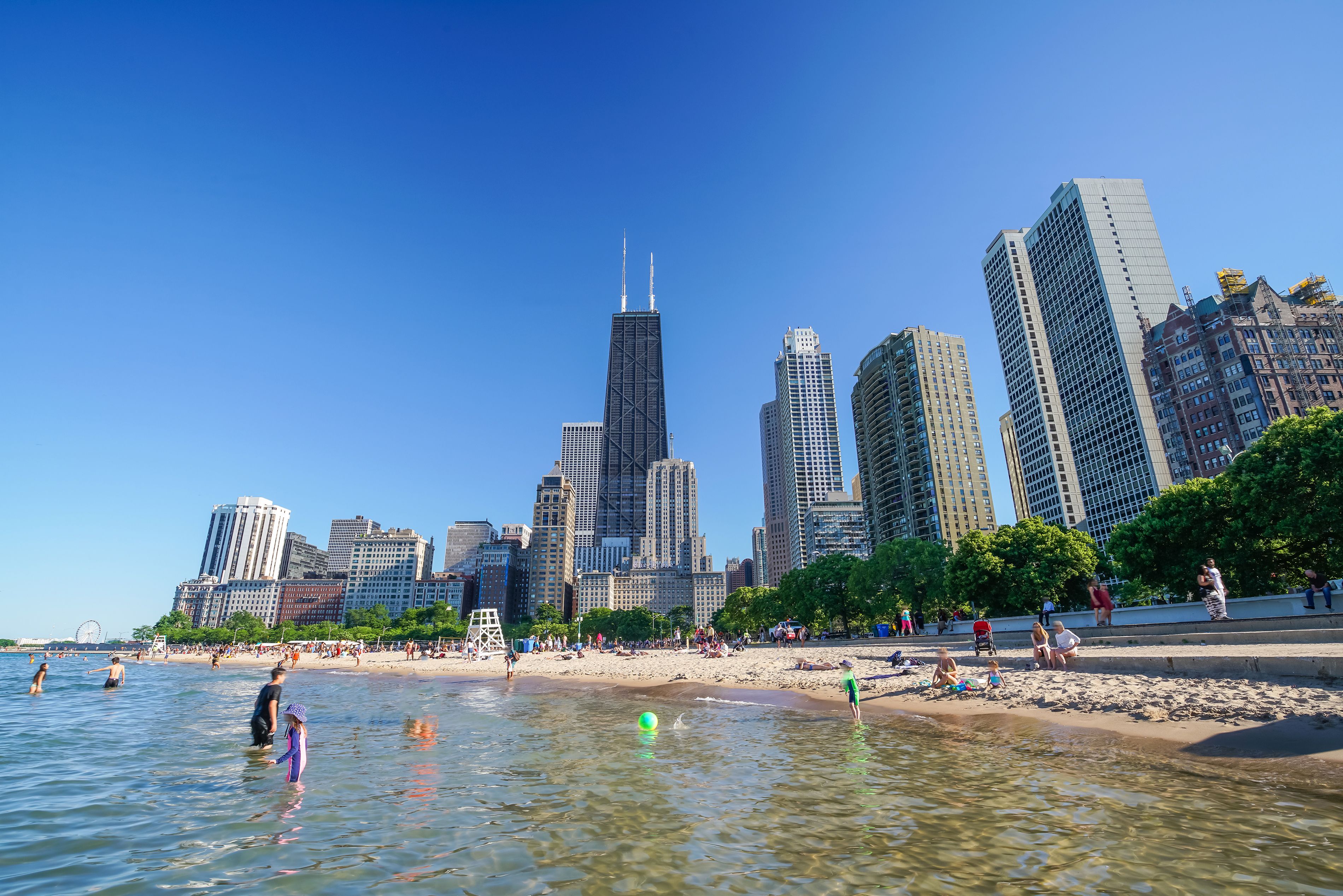 Best Beaches Within A 1-Hour Drive From Chicago