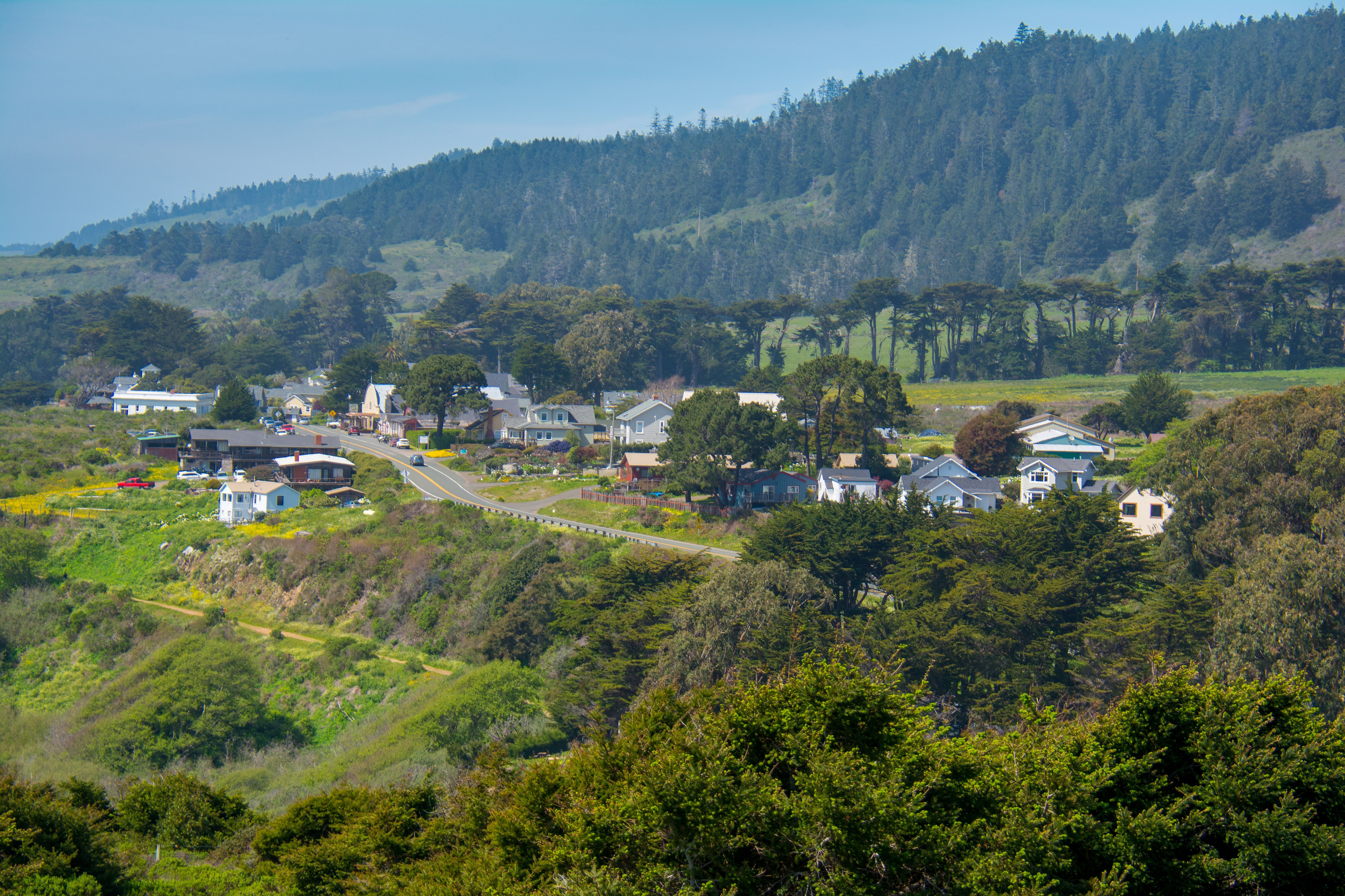 6 Small Towns In California With Big Sur Vibes, But Better