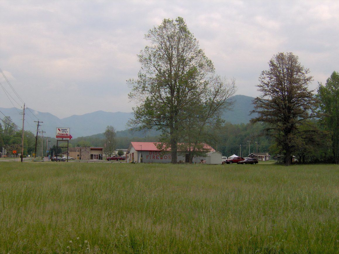 7 Coolest Small Towns In America Right On National Parks' Doorsteps