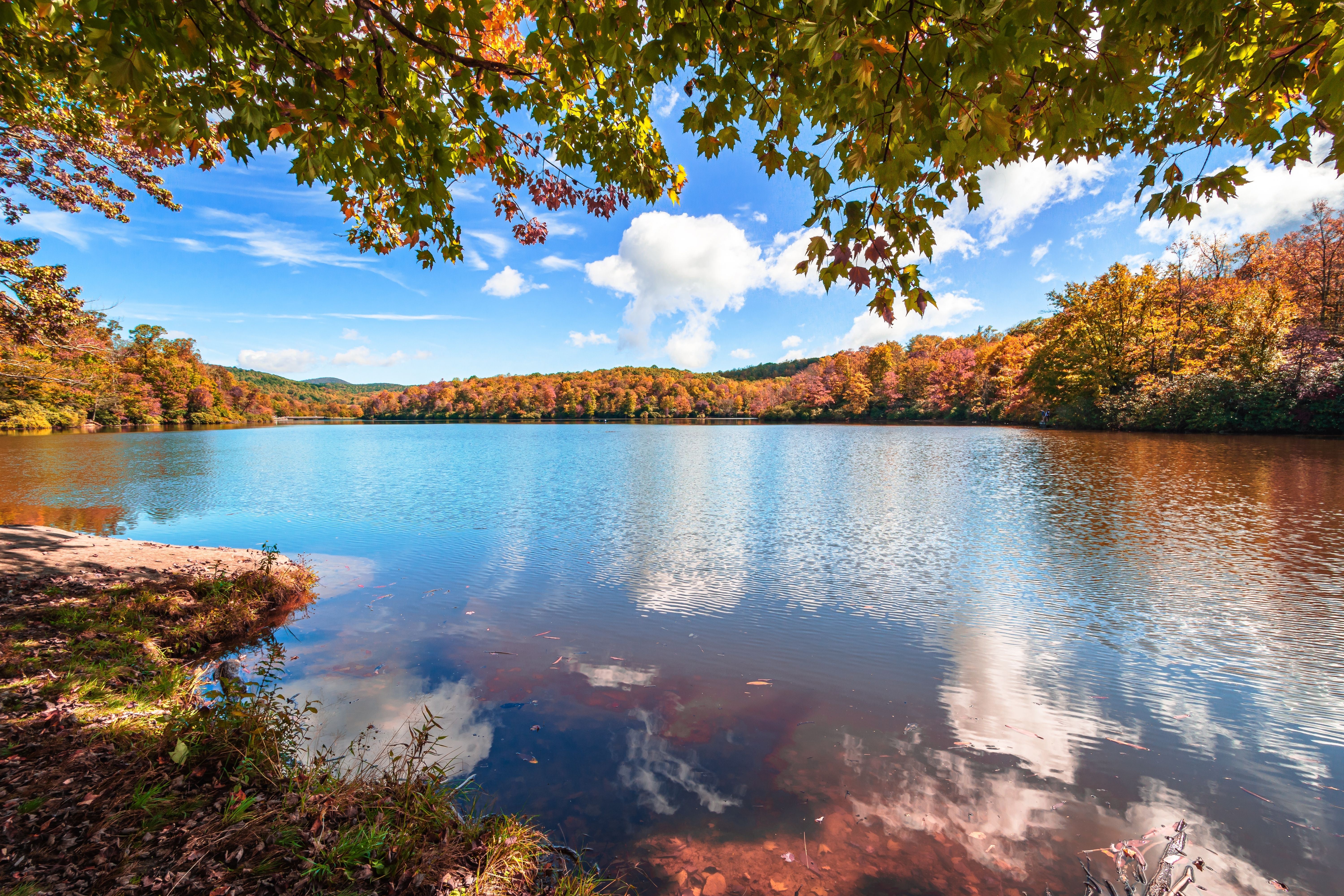 7 Small Towns In The Blue Ridge Mountains For A Weekend Retreat