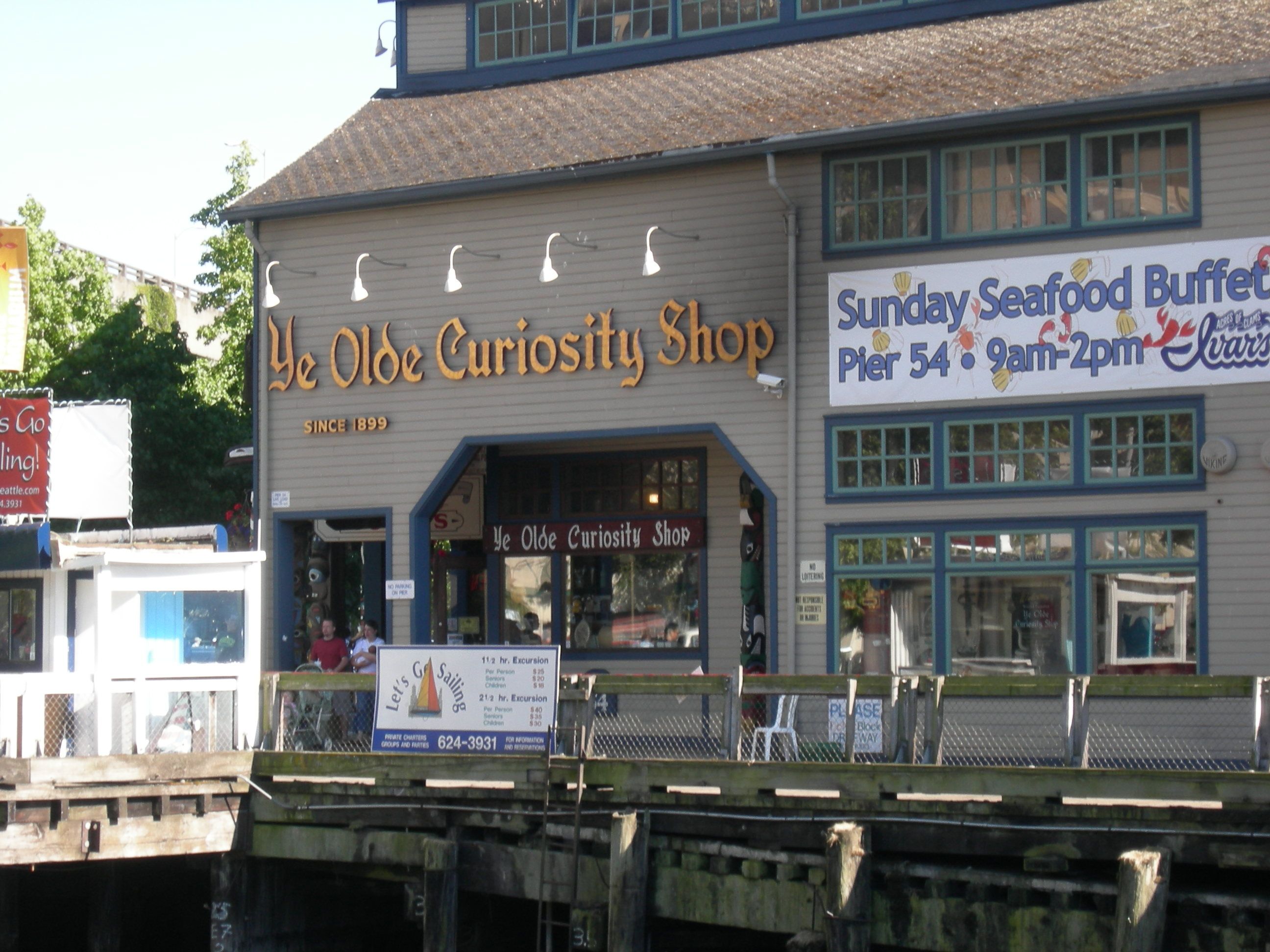 One Of America's Creepiest Attractions Is In A Weird Spot In This City