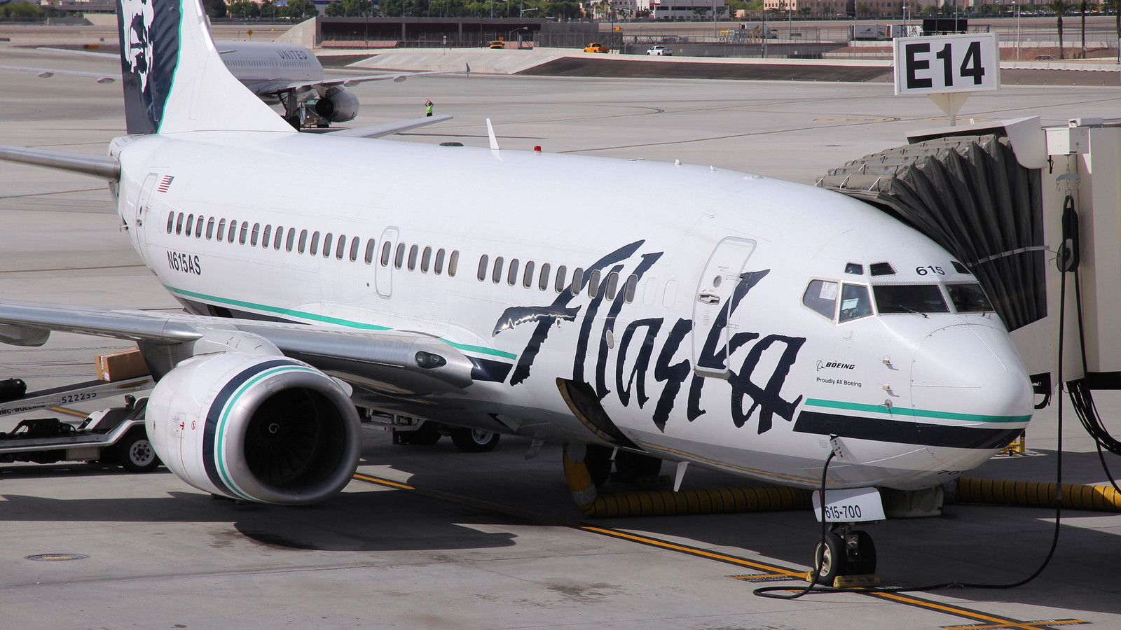 Alaska Airlines Flight to Seattle Hit with Panic After Passengers Make Alleged 'Takeover' Threats