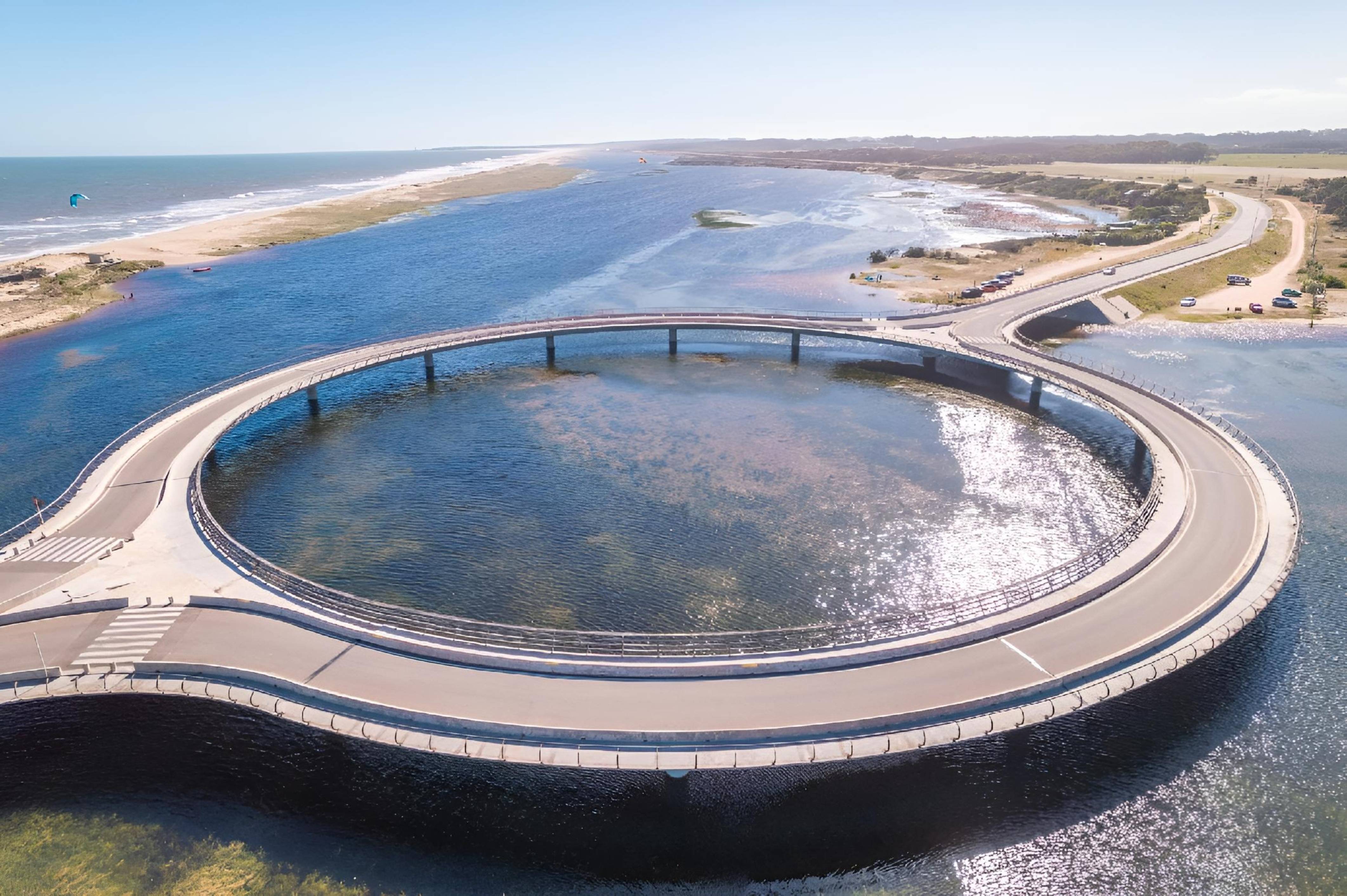 Triangular Circular Fixed Bridge This Circular Bridge Looks Strange But Has An Important Purpose
