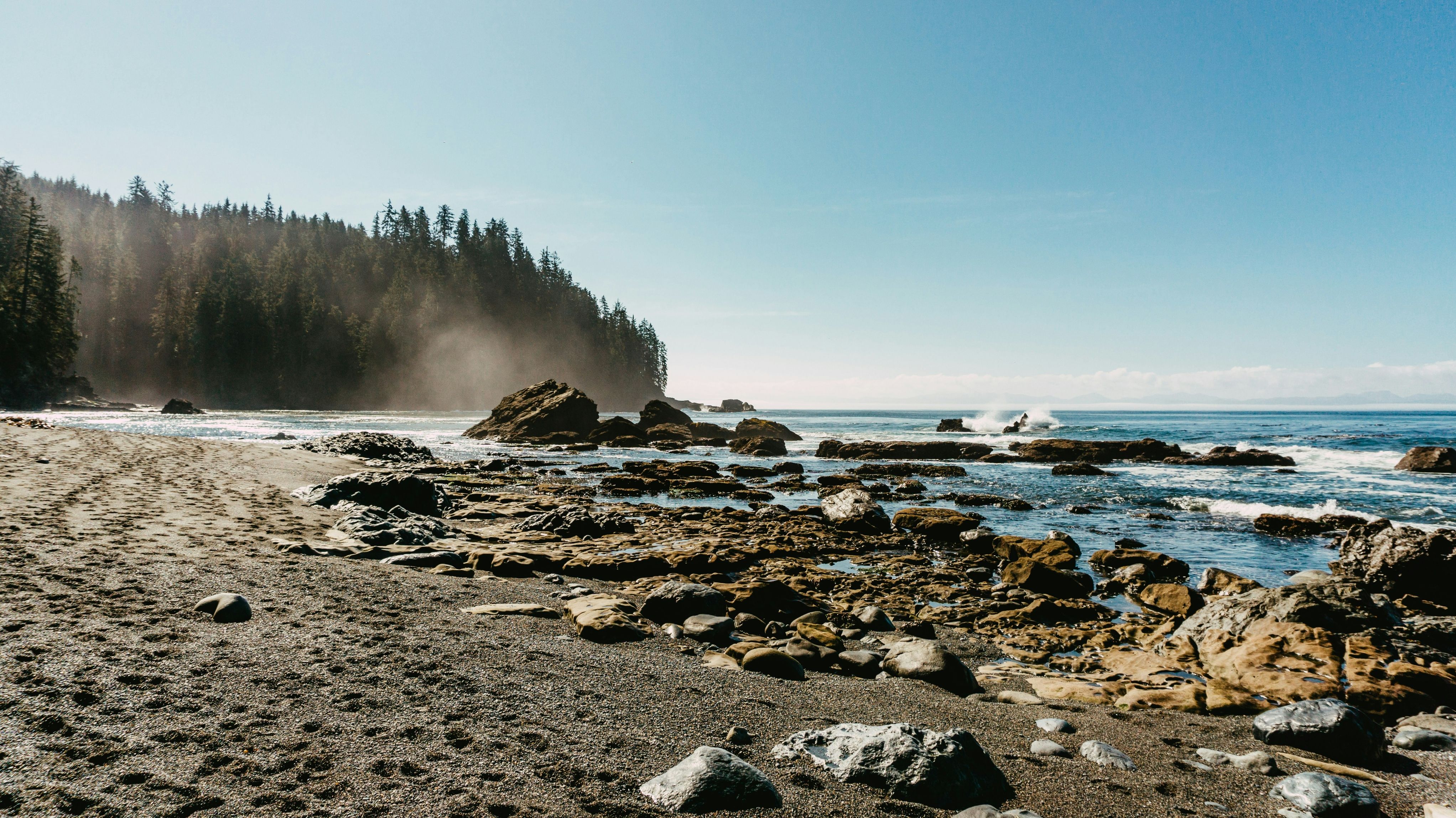 These 8 Countries Have The World's Longest Coastlines