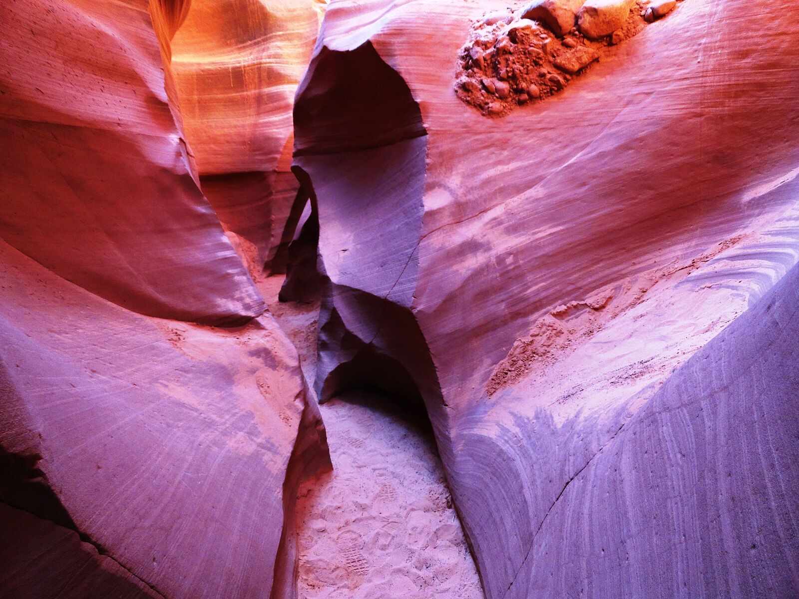 Walk On Mars In This Underrated Arizona Park (& It's Not The Grand Canyon)