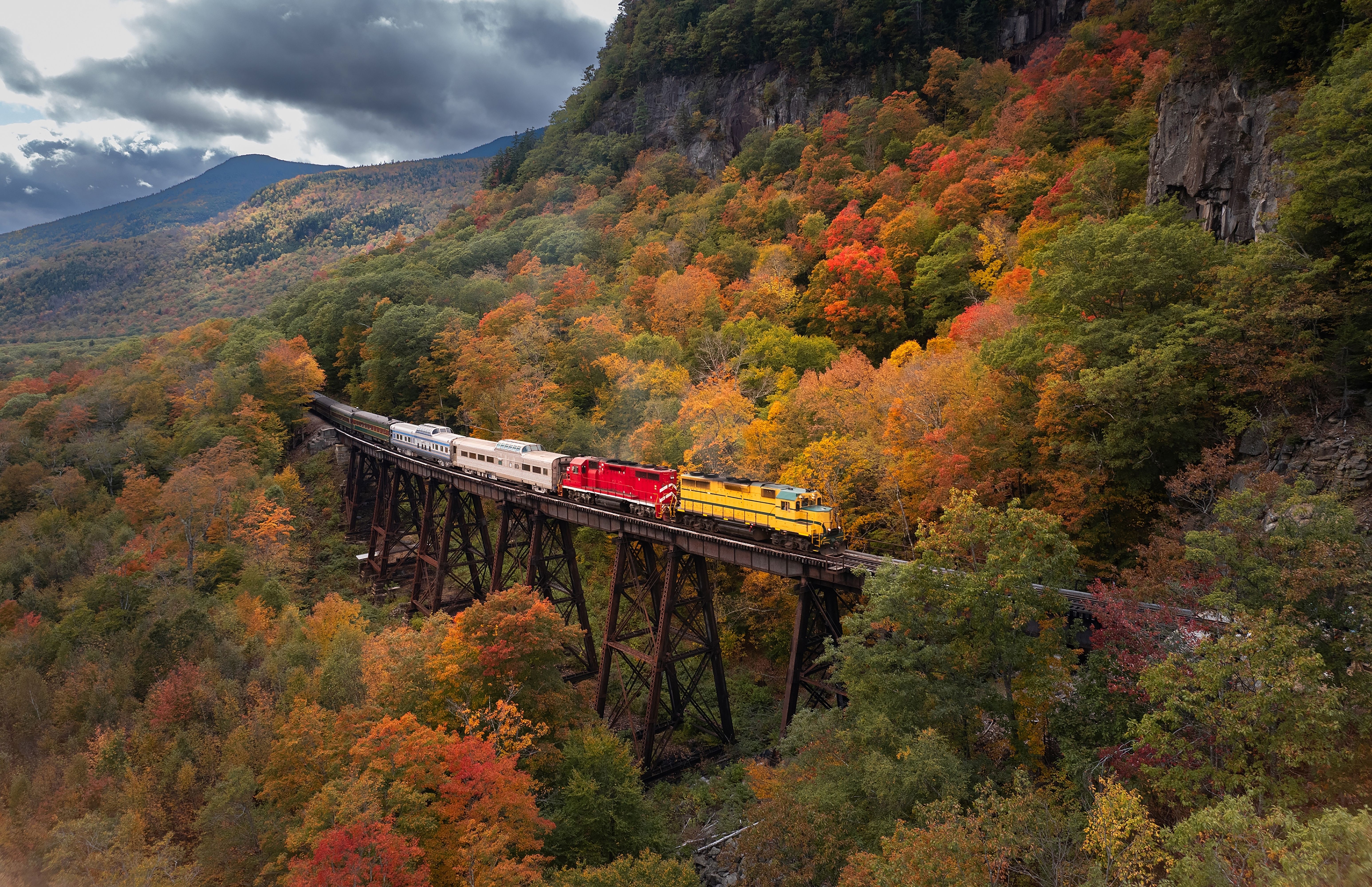 See The Blue Ridge By Train In Georgia This Fall