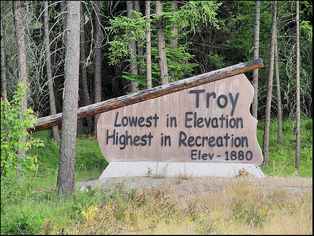 7 Underrated Small Towns Near Glacier National Park