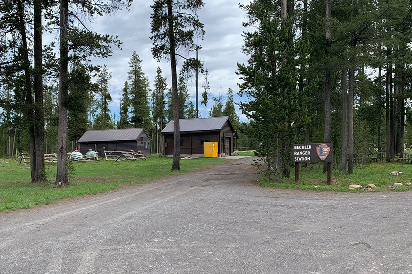 Remote Ranger Station Yellowstone National Park’s “Zone Of Death” Remains Unattended