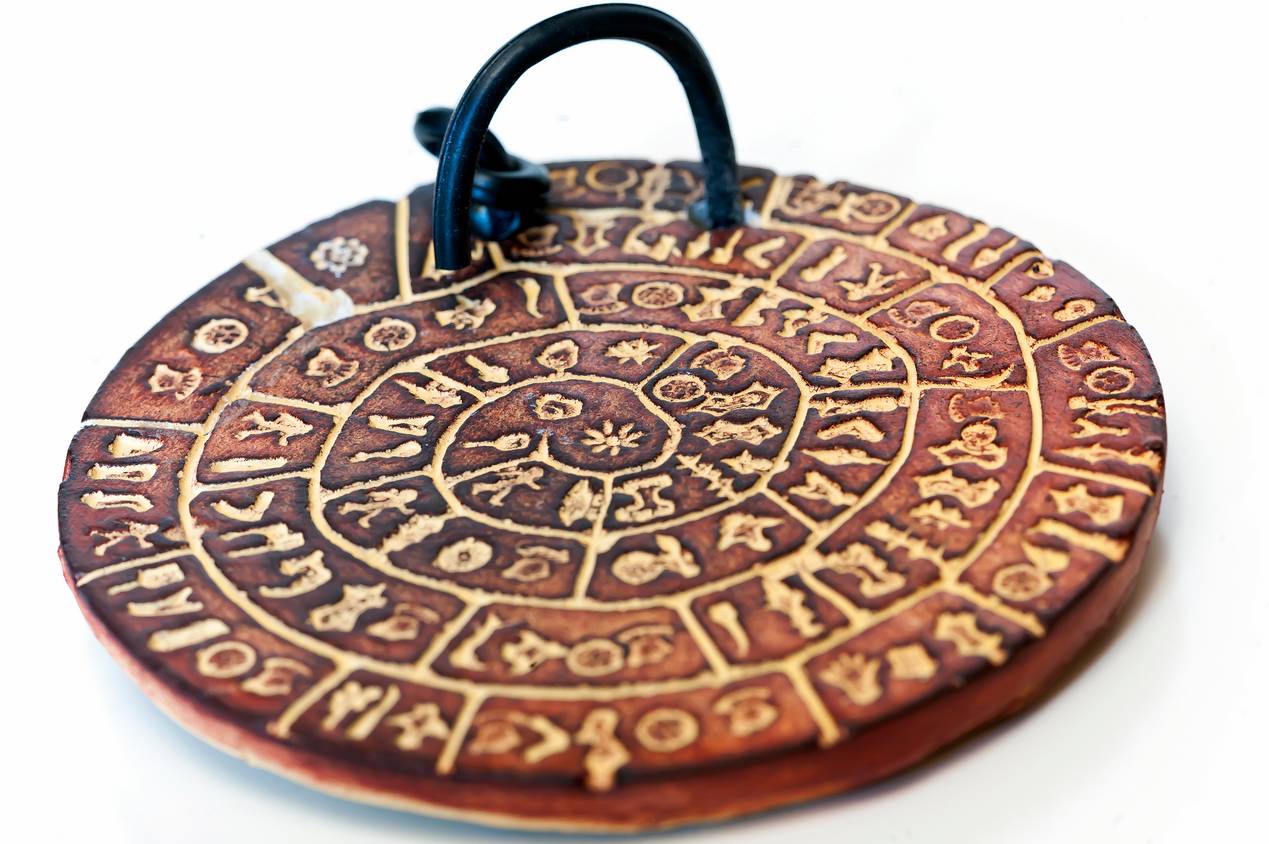 Crete Disc These 10 Ancient Historical Mysteries Won't Ever Be Solved