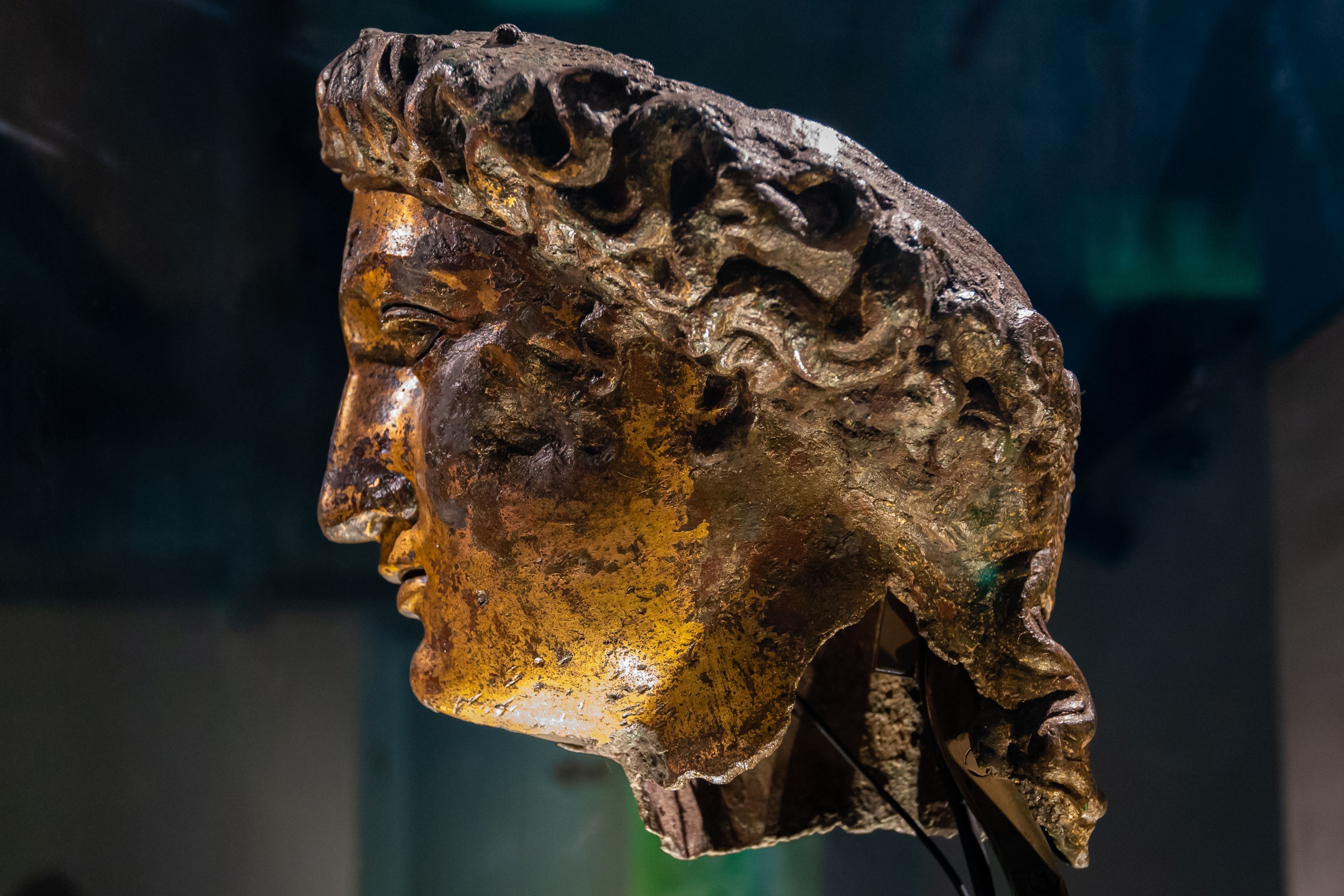 10 Strange Ancient Roman Superstitions