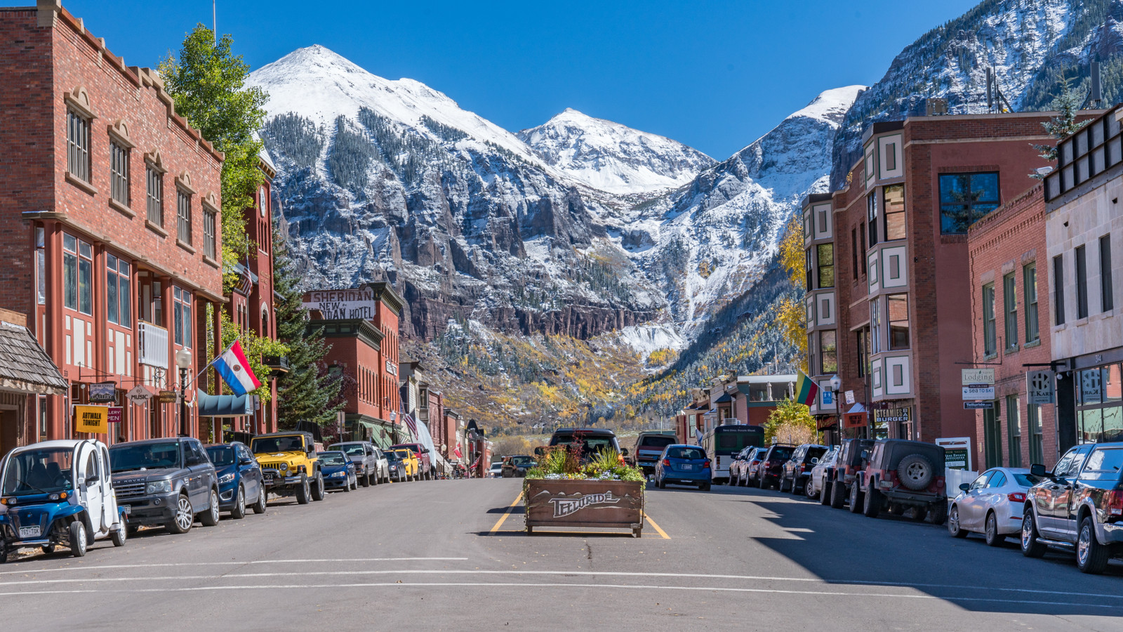 10 Best Small Mountain Towns In Colorado To Visit This Winter