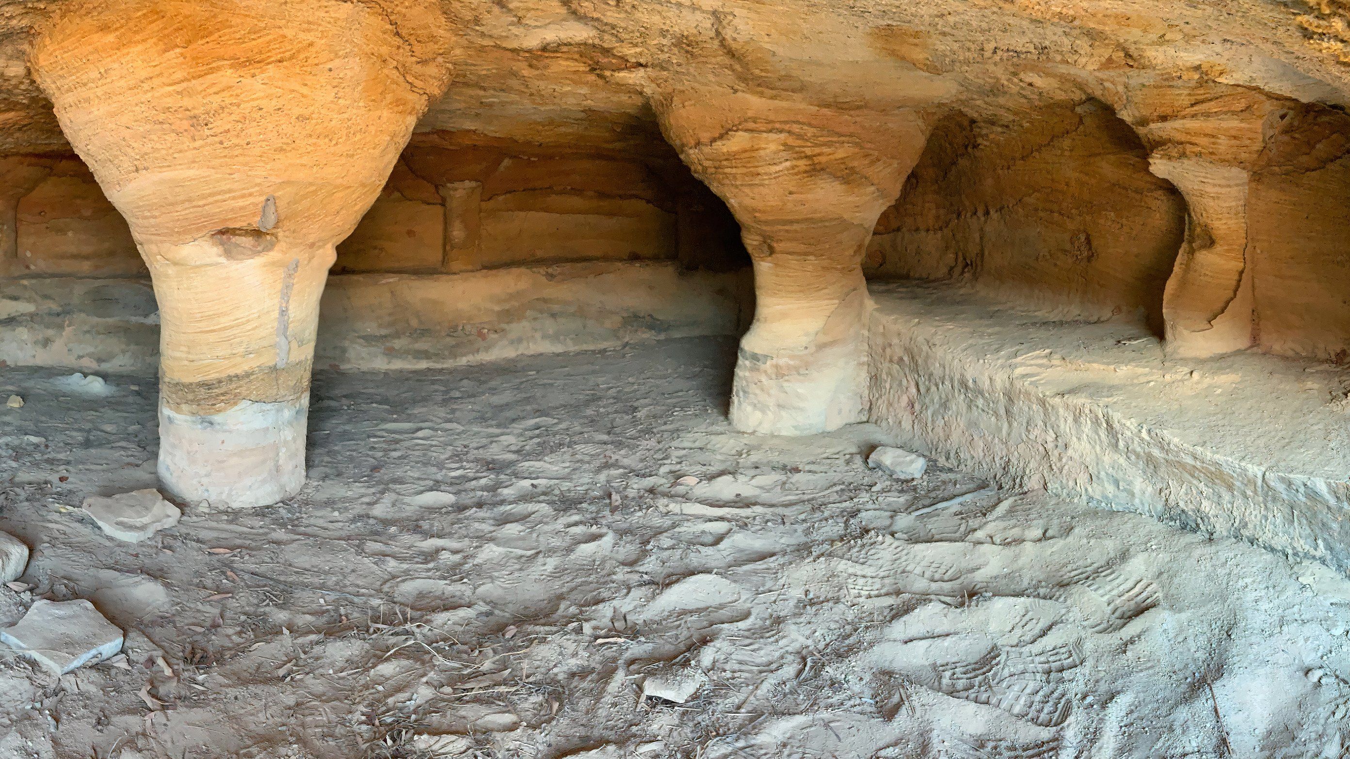 The Mystery Of Who Cut Niches Into This National Park's Rocks