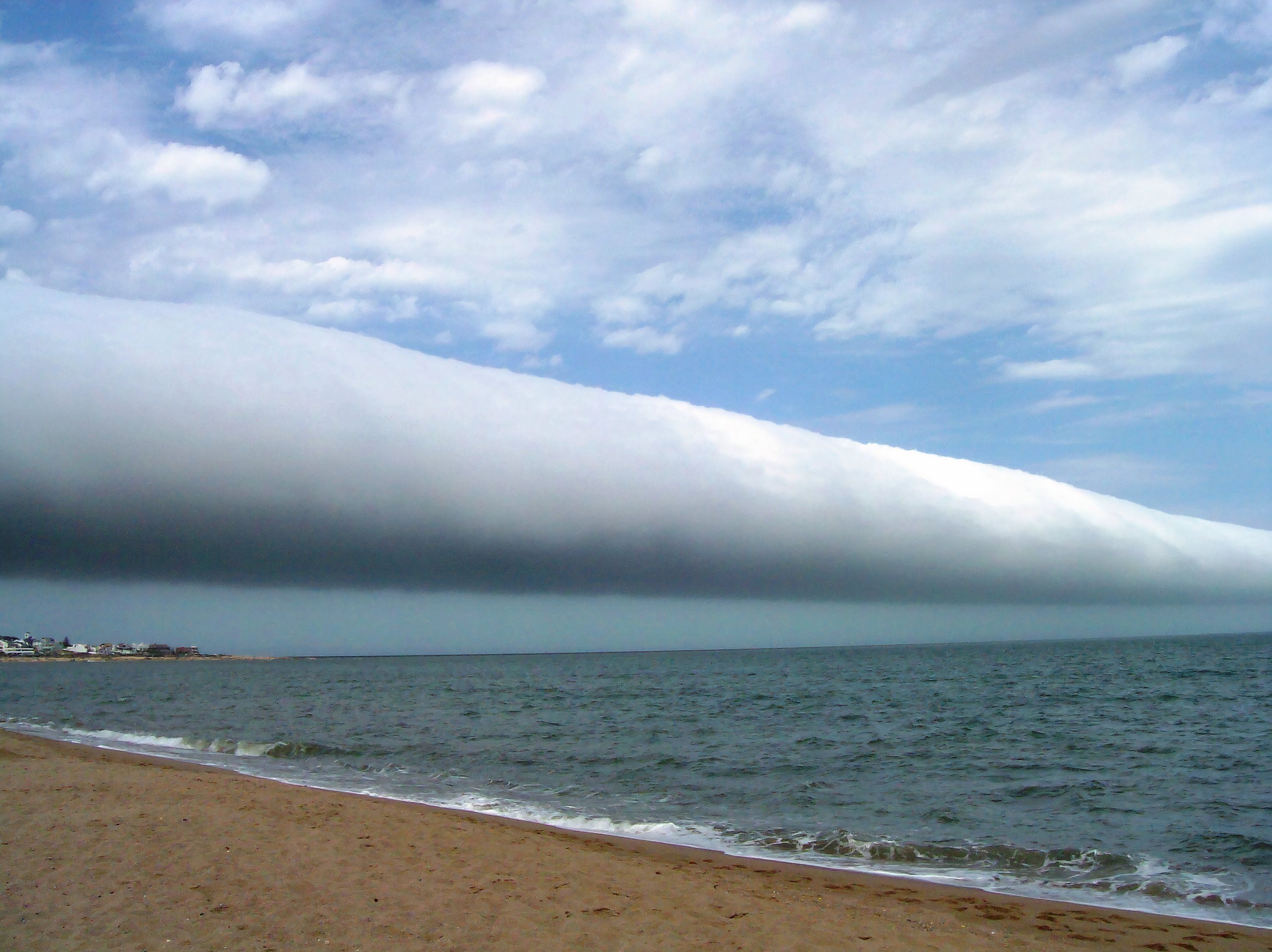 Lake Michigan's Rare Morning Glory Cloud Is As Beautiful As The Aurora ...