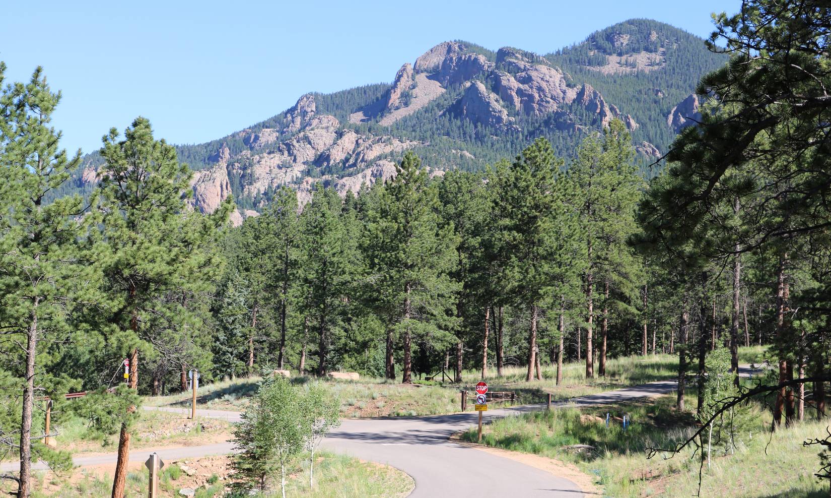 This Hidden Colorado State Park Is Better Than Rocky Mountain National Park