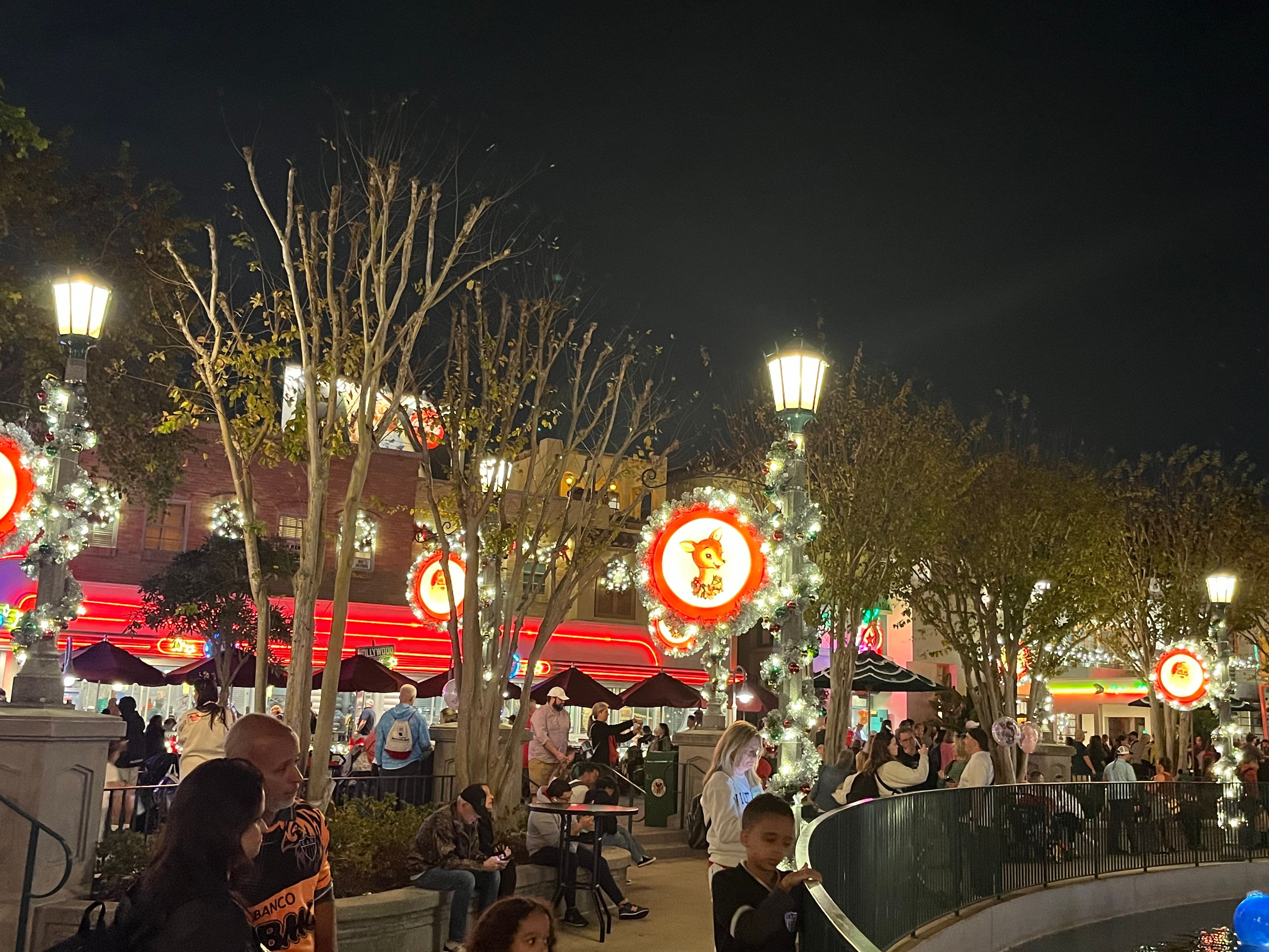 Tourists Can Expect These Changes At Disney World During The Holidays