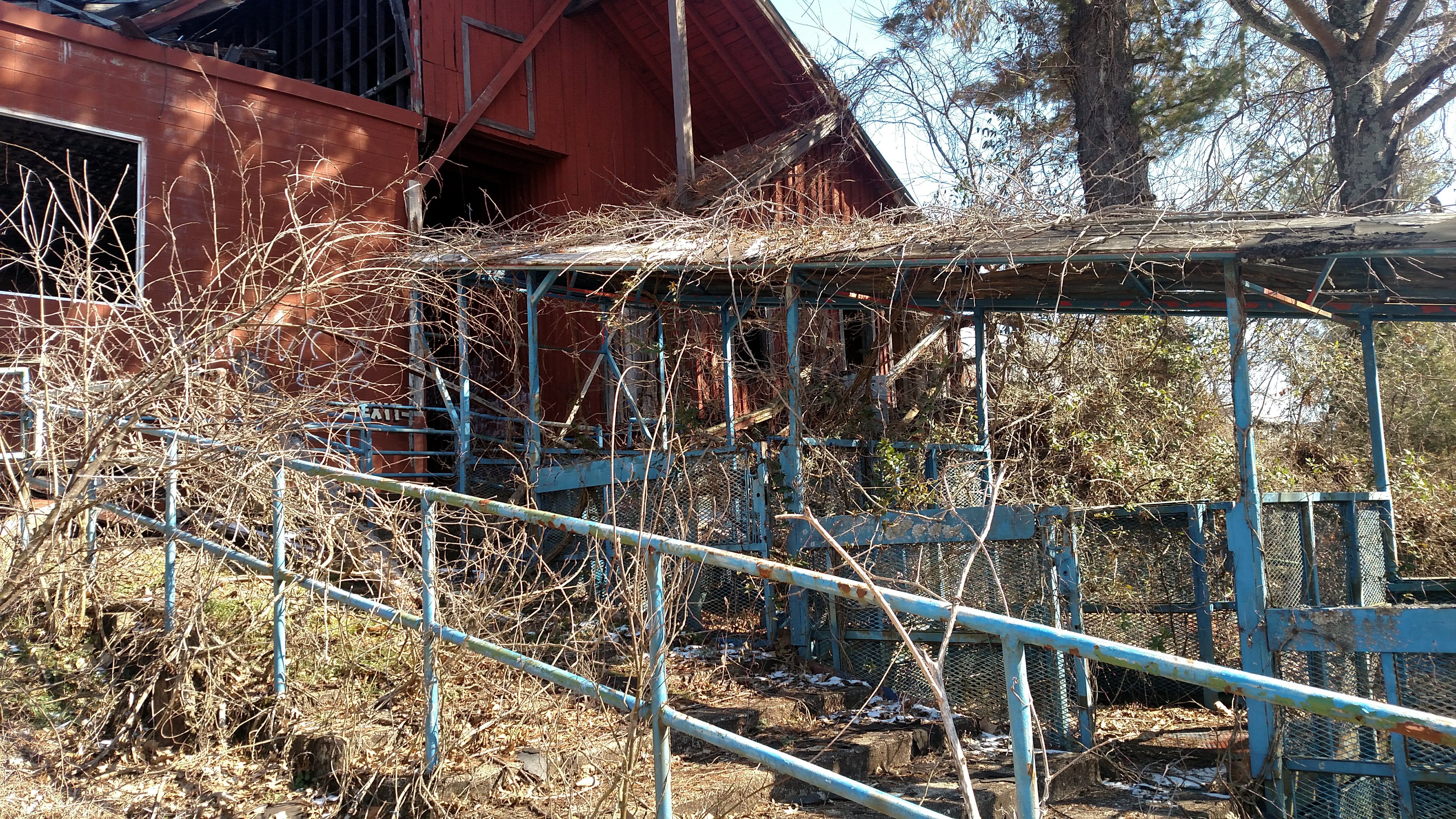 These Abandoned Amusement Parks In The U.S. Are Still Decaying Today