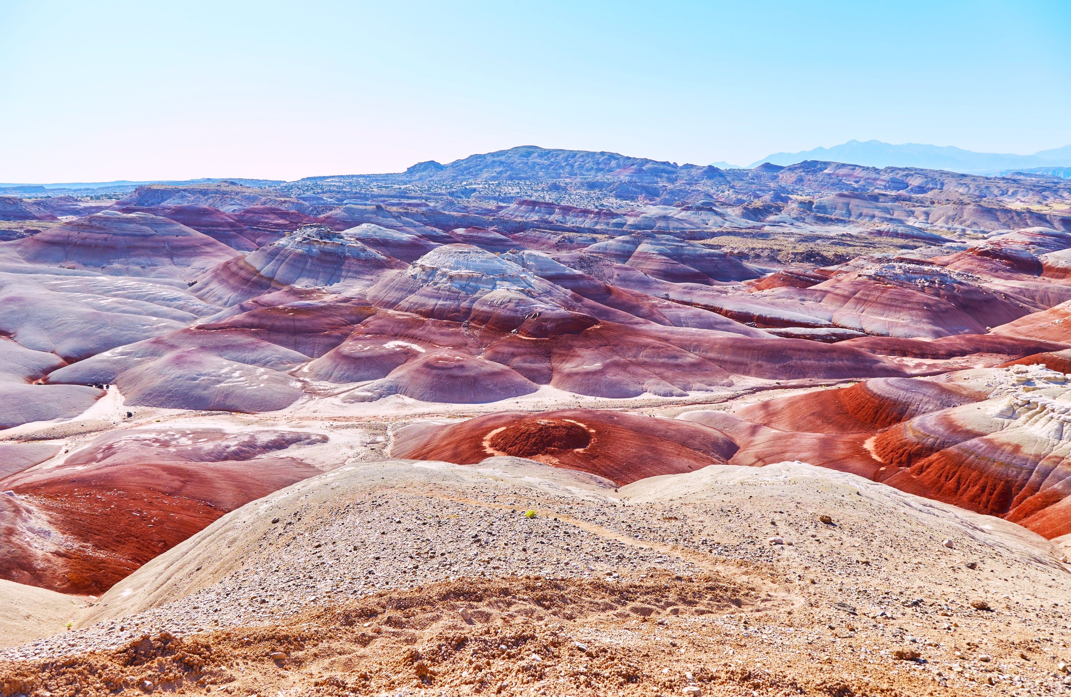 Utah Has Purple Mountains (& They're Near The State's Mini 