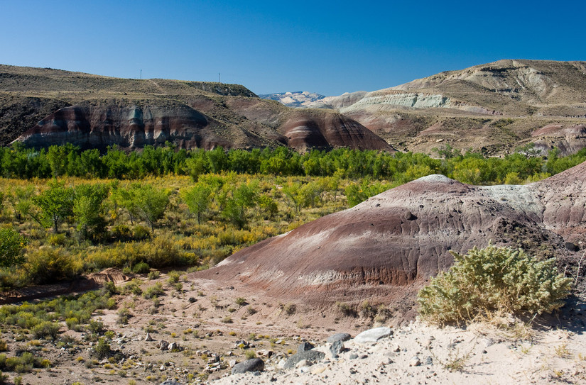 Utah Has Purple Mountains (& They're Near The State's Mini 