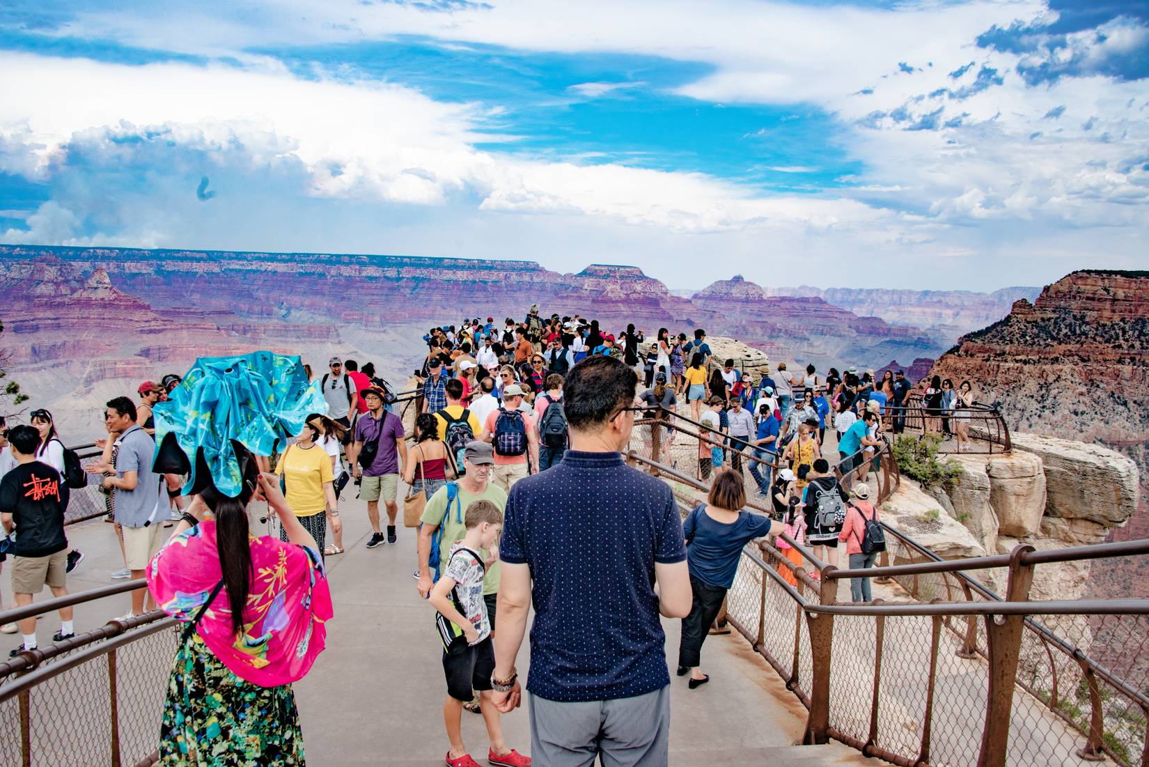 Crowded day at Grand Canyon National Park, Arizona, USA