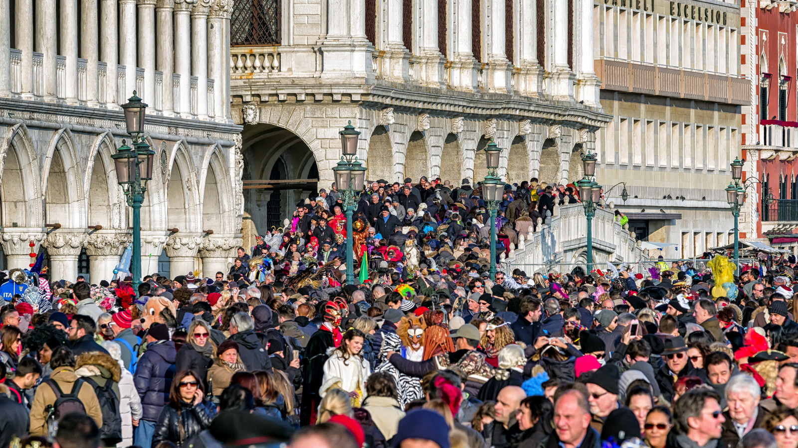 Canadian Government Issues Travel Alerts On Fatal Hazards, Currency Changes, And Entry Requirements In Popular Destinations Canadian Government Issues Travel Alerts On Fatal Hazards, Currency Changes, And Entry Requirements In Popular Destinations