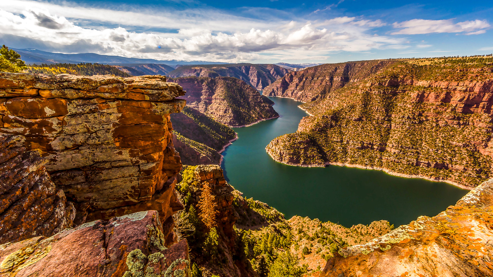 Wyoming’s “Grand Canyon” Beats Yellowstone And Grand Teton National Parks But Is Still Underrated Wyoming’s “Grand Canyon” Beats Yellowstone And Grand Teton National Parks But Is Still Underrated