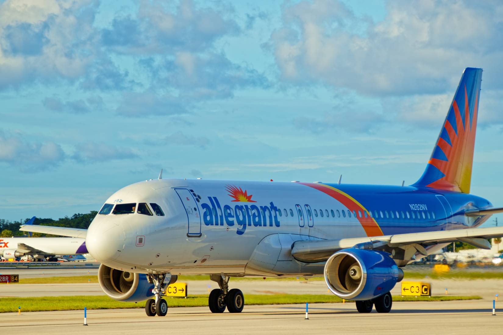 Allegiant Air Aibus A320-214 airliner taxiing towards departure