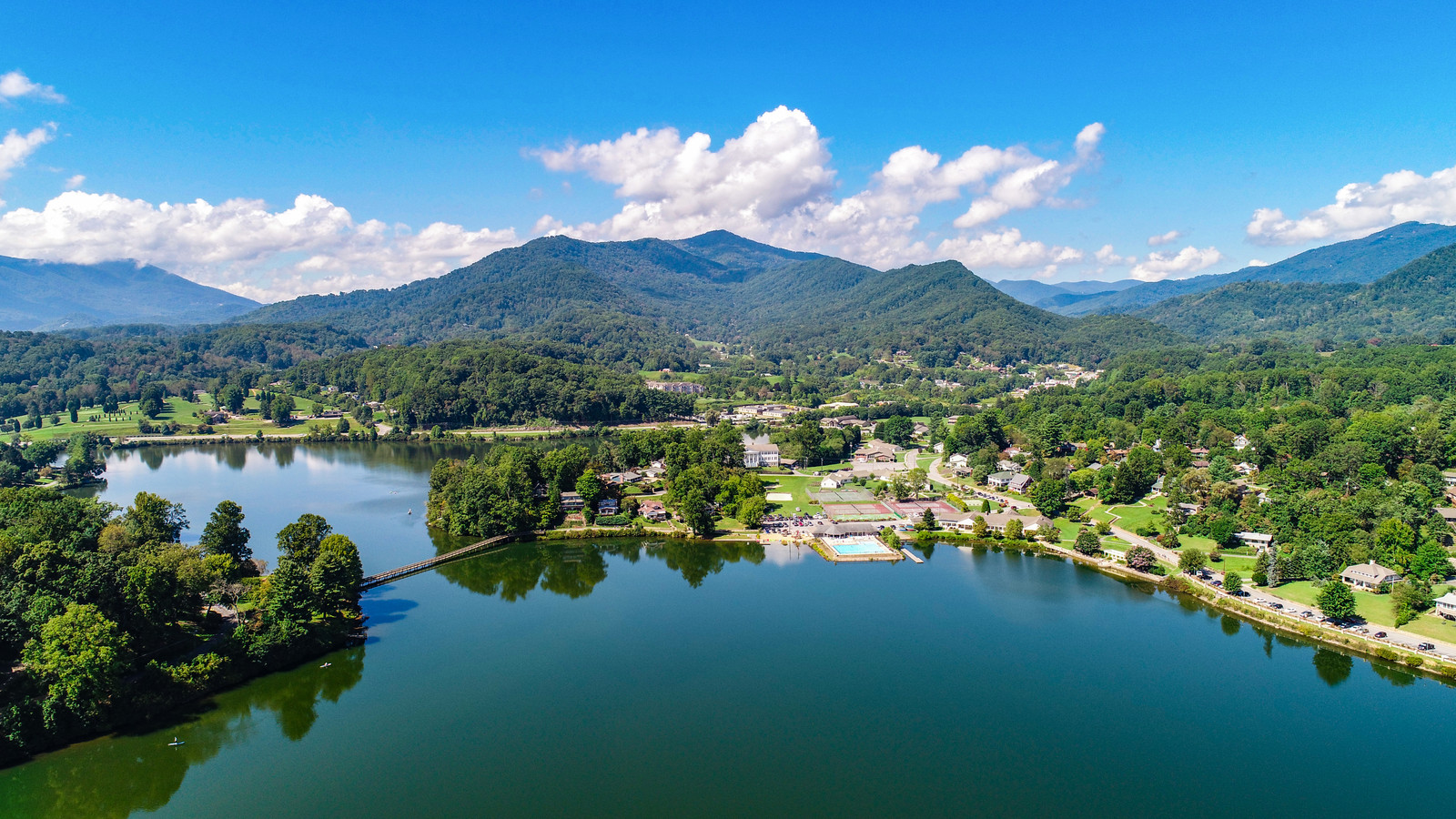 Trade Asheville For North Carolina's Underrated Smokies Gateway Town Nearby