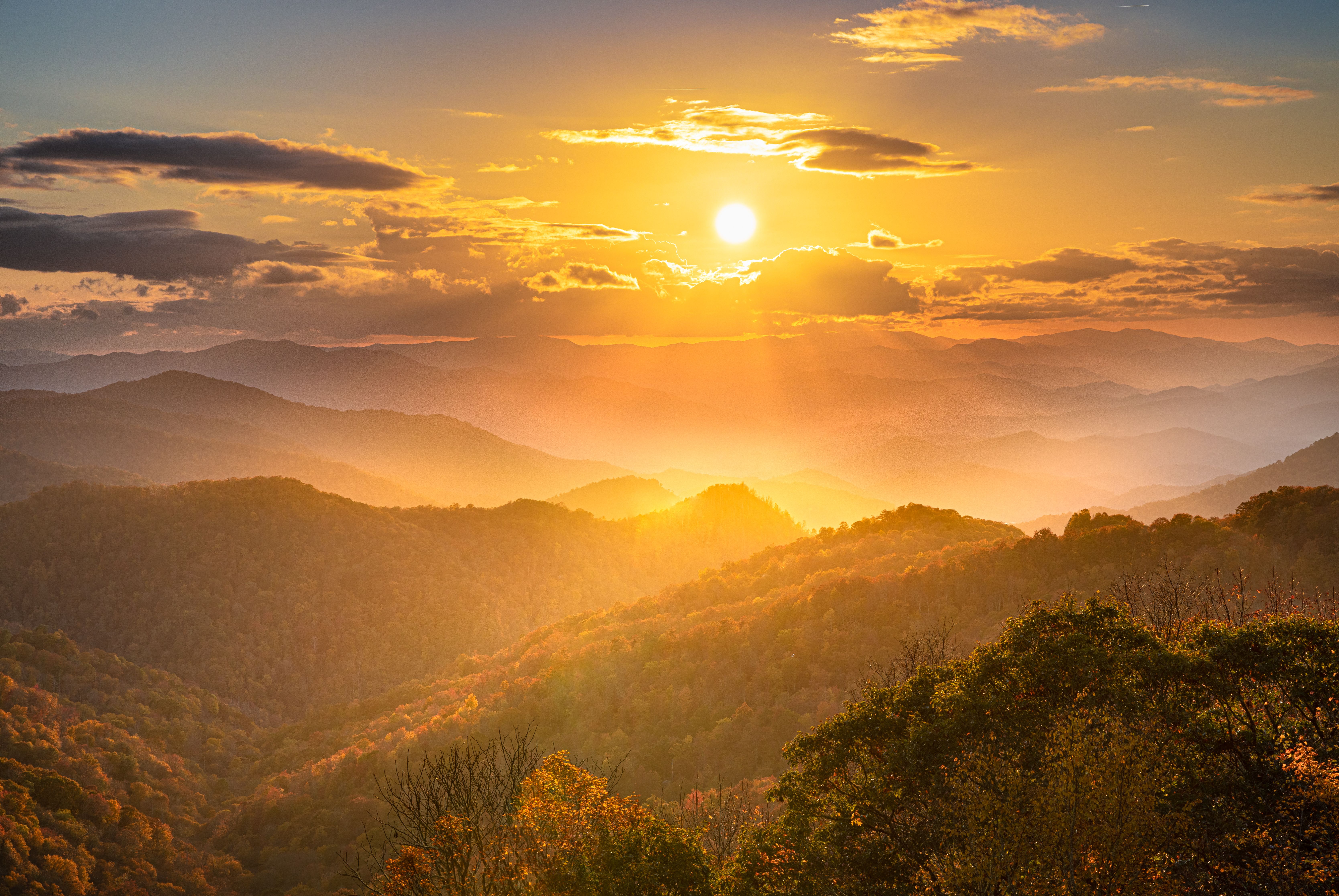 【FAR EASTERN ENTHUSIAST】THE GREAT SMOKY Drive the Smoky Mountain Scenic Byway - Visit Smokies