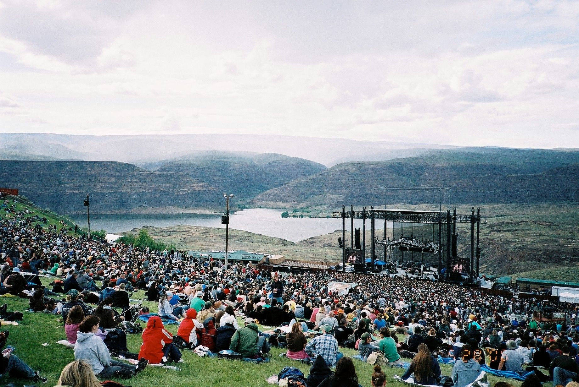 One Of America's Most Beautiful Concert Venues Is Hidden On The Cascade ...