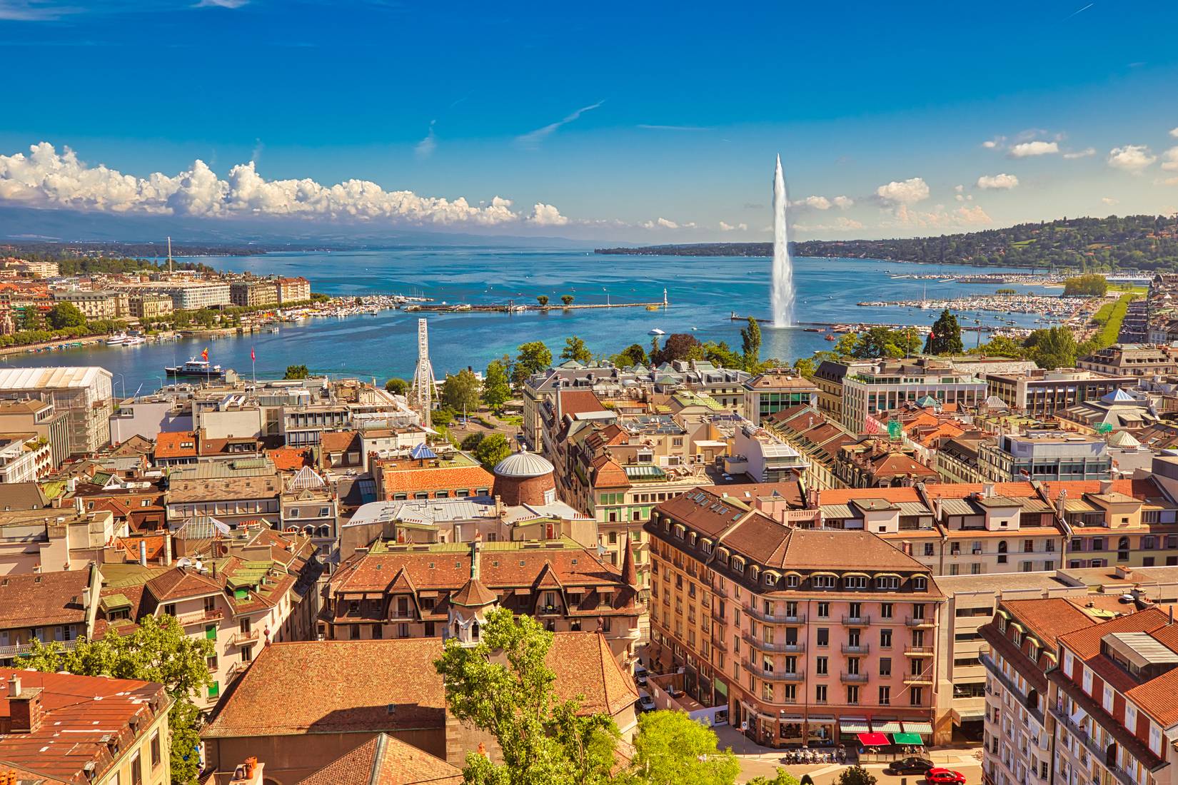 Geneva skyline cityscape, French-Swiss in Switzerland