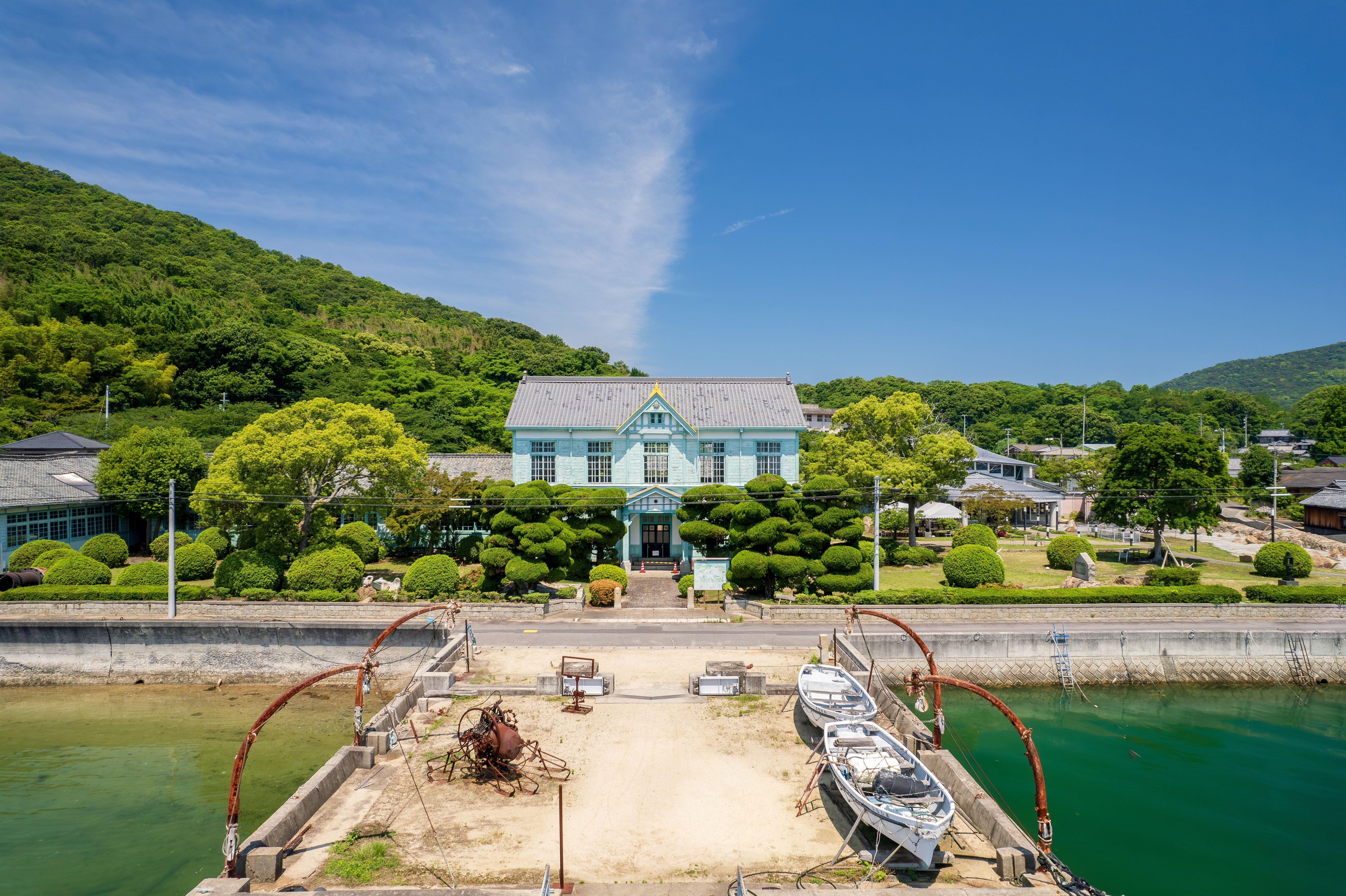 Japan's Most Beautiful Place Looks Like A Scene From A Video Game