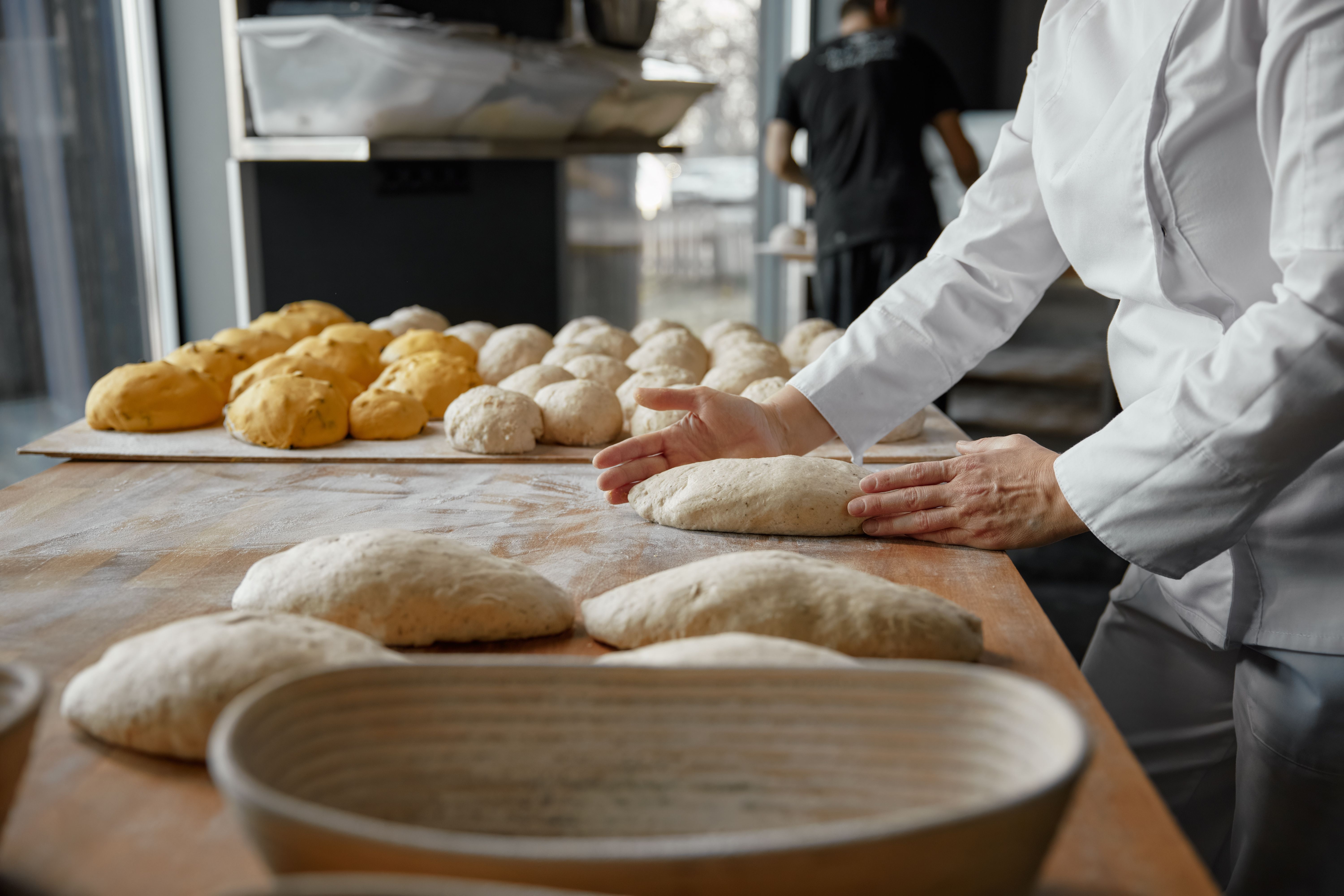 Archaeologists Discover 5,000-Year-Old Loaf Of Bread So Well Preserved ...
