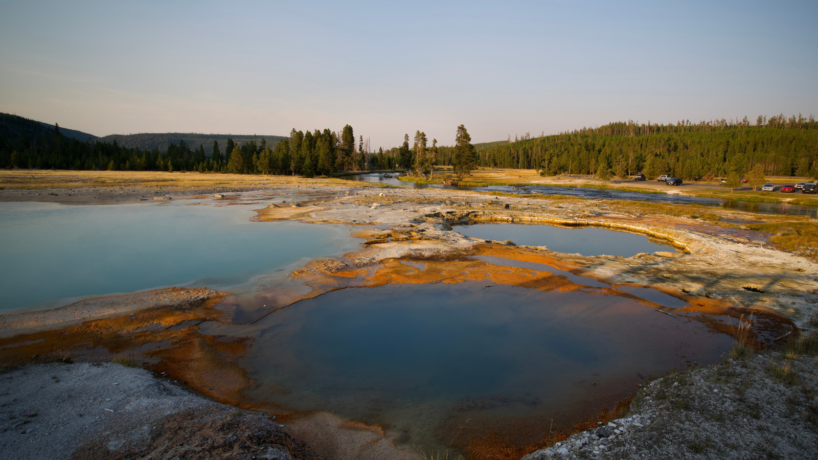 Large Pool Exploding Video Shows Black Water Explosion At Thermal Pool In Yellowstone ...