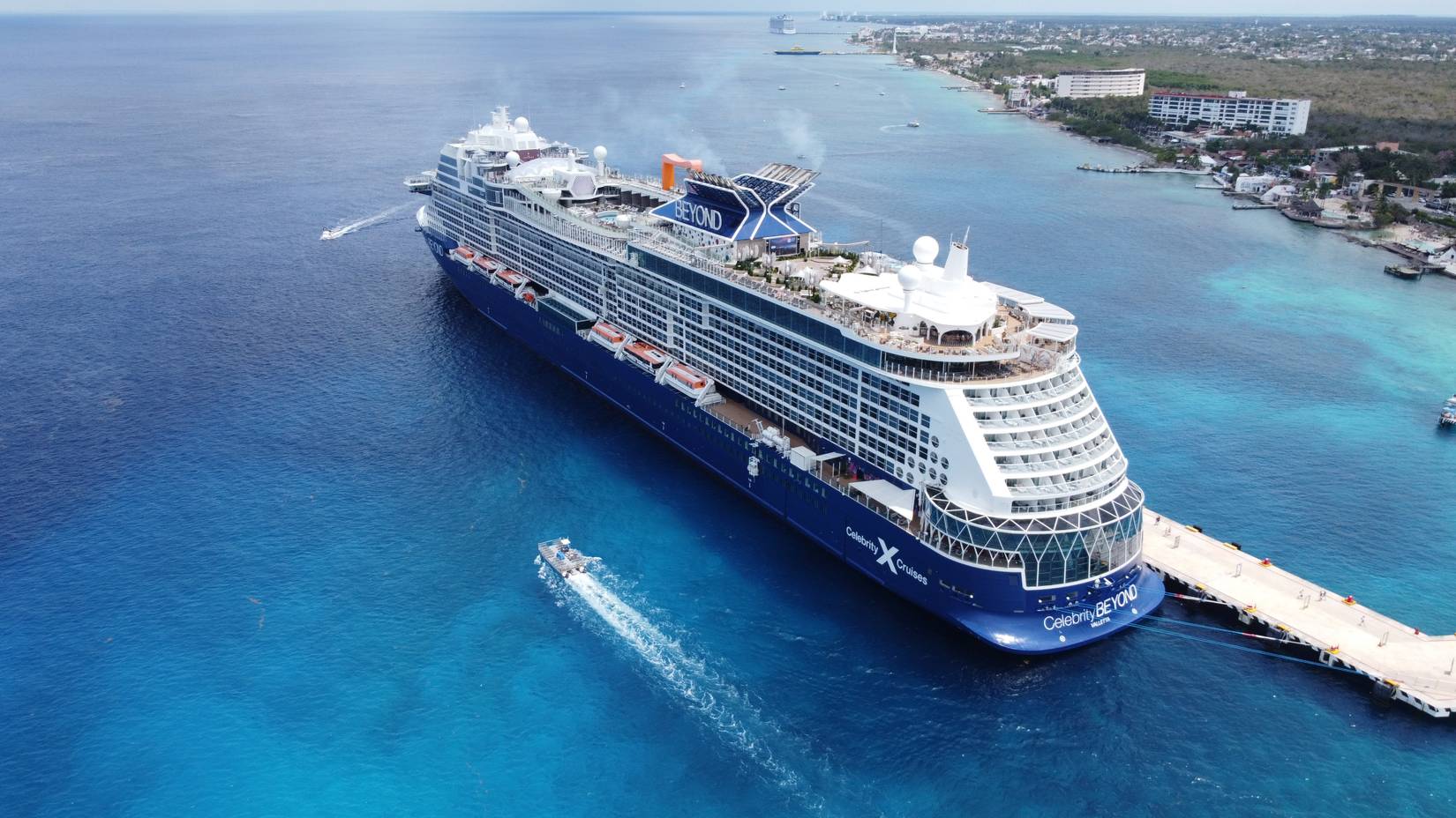 Celebrity Cruises acaba de recibir su barco más ambicioso hasta el momento, pero los viajeros aún tienen preguntas