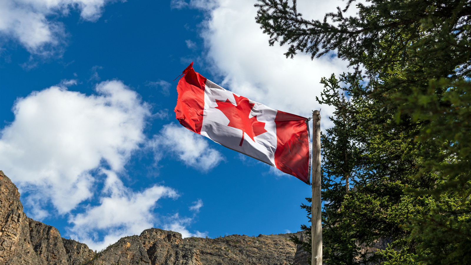 Canada’s Free National Parks Pass Returns To Keep Canadians Out Of The U.S.
