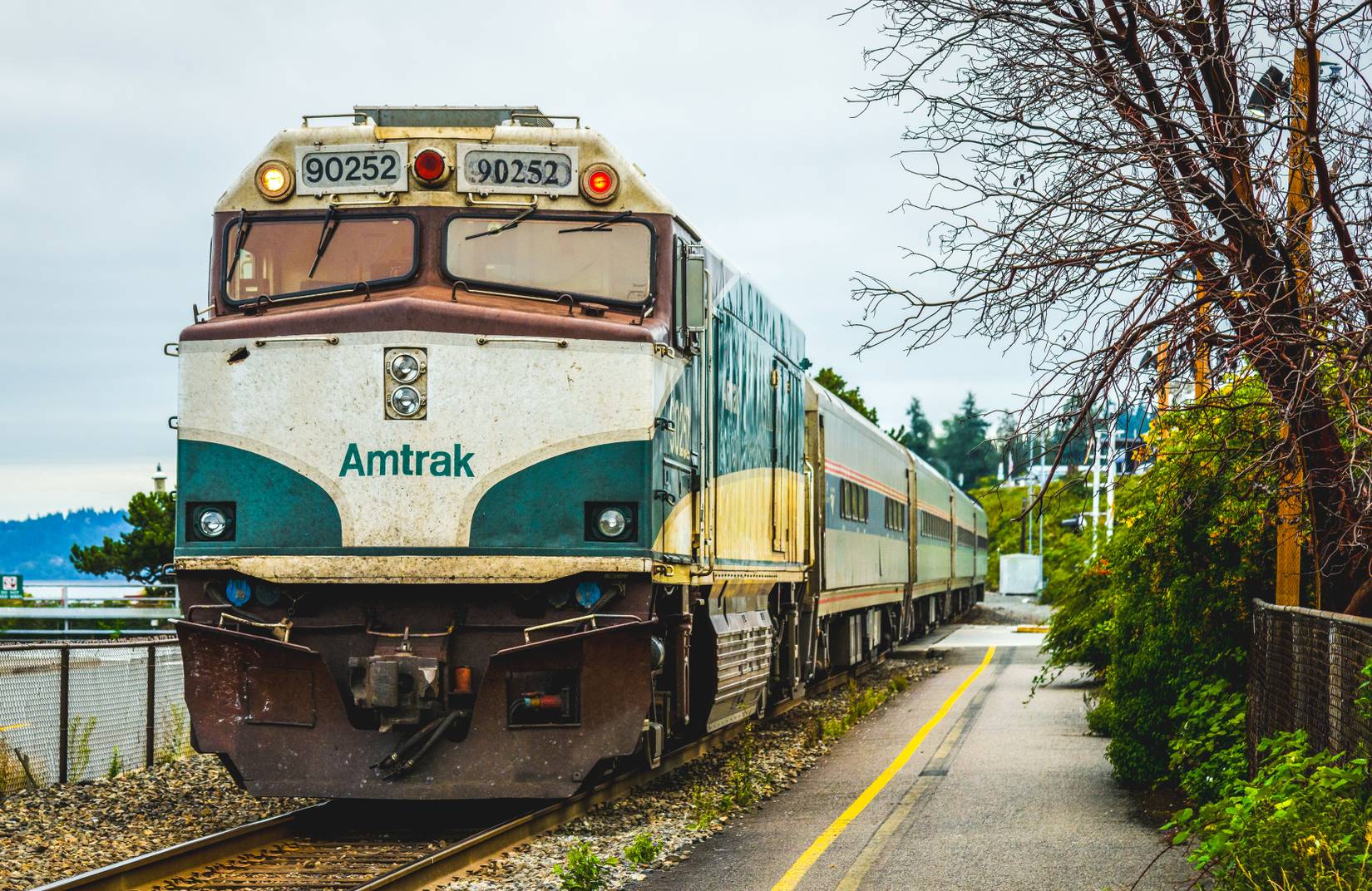 Amtrak Passengers Are Desperate For the Return Of This U S Canada Amtrak Passengers Are Desperate For the Return Of This U S Canada