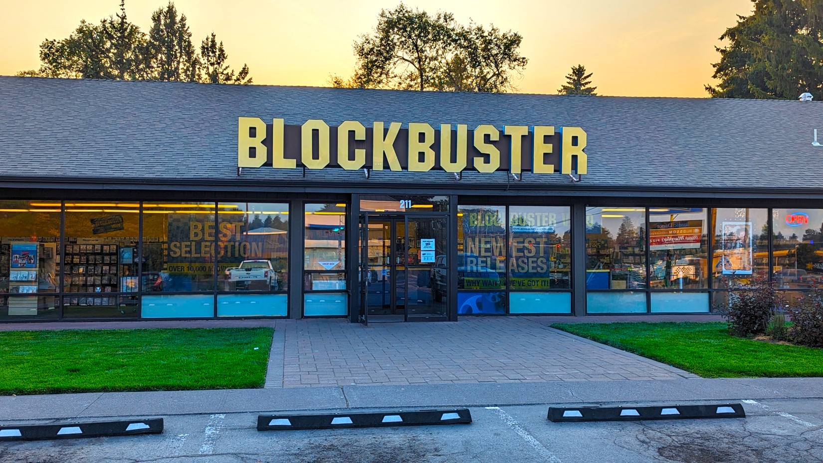 The Last Place In America With A Blockbuster Video Store