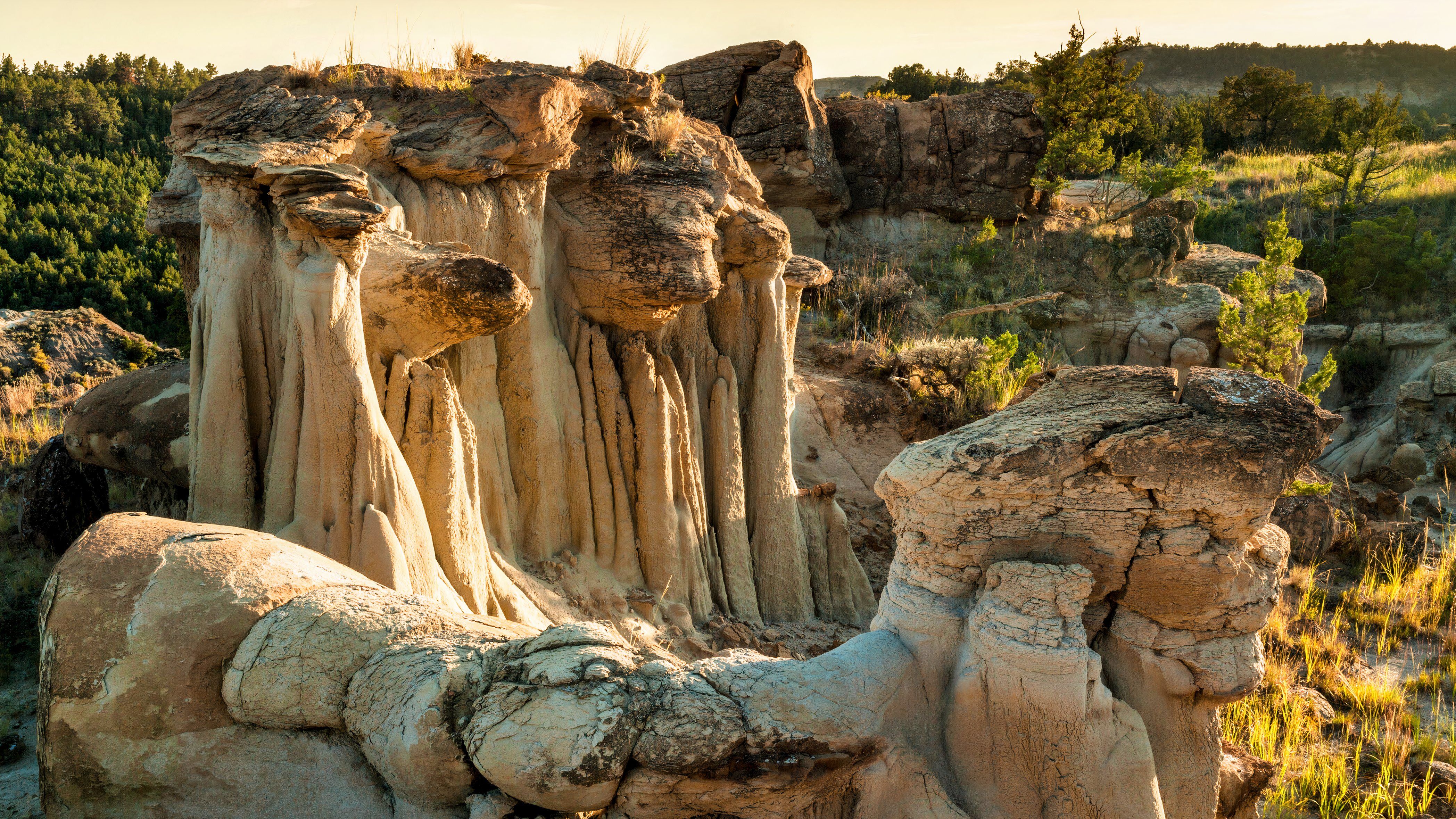 Montana's Largest State Park Is A Mirror Image Of The Badlands