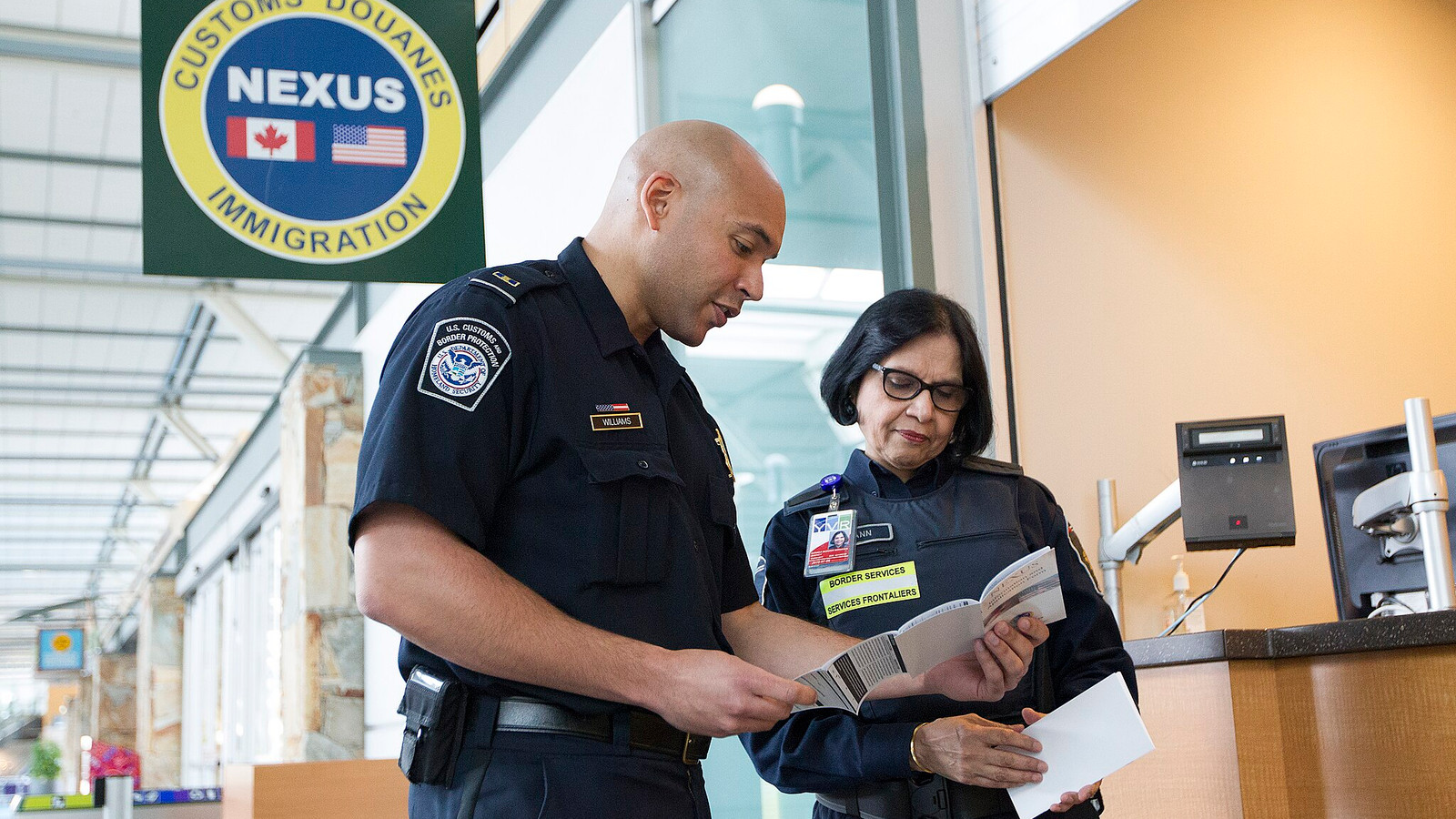 U.S. Told To Issue "Warmer Welcome" At The Border Before Its Biggest Rival Takes Over Tourism By 2030