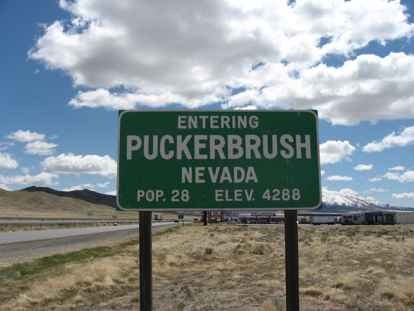 Puckerbrush, Nevada town entrance sign