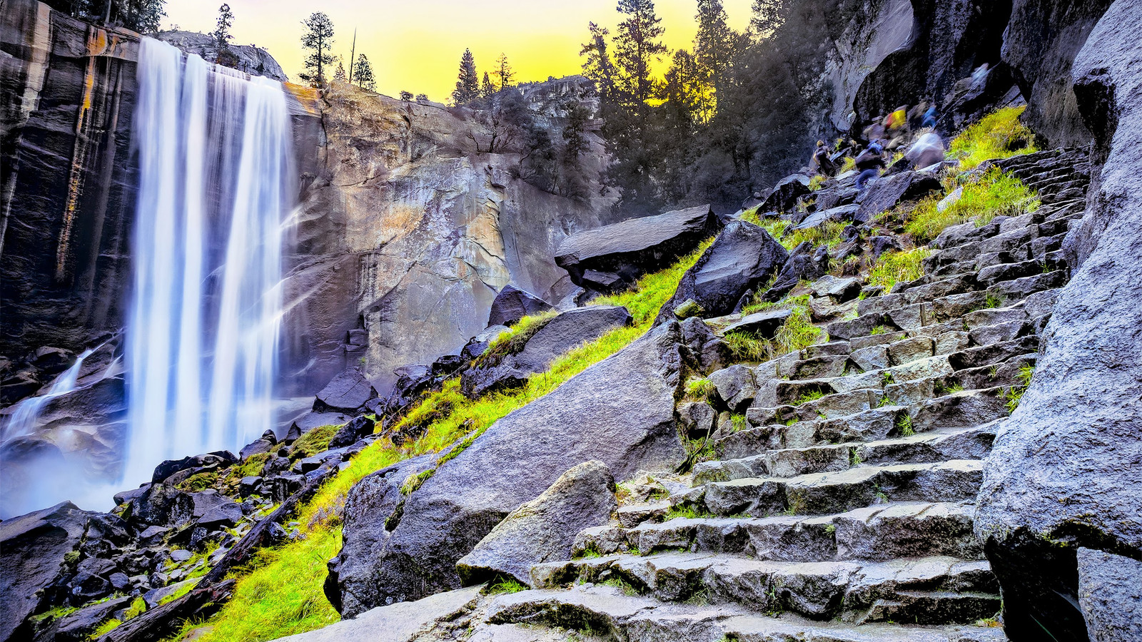 This 'Easy' California National Park Hike Keeps Claiming Lives