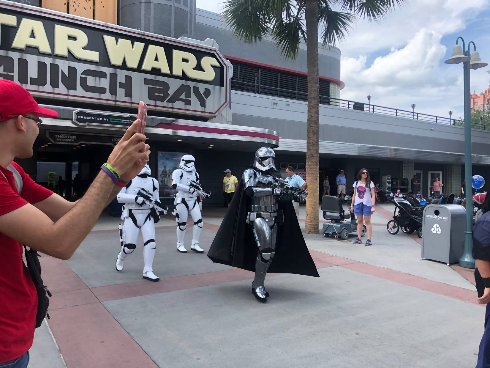 Star Wars Launch Bay