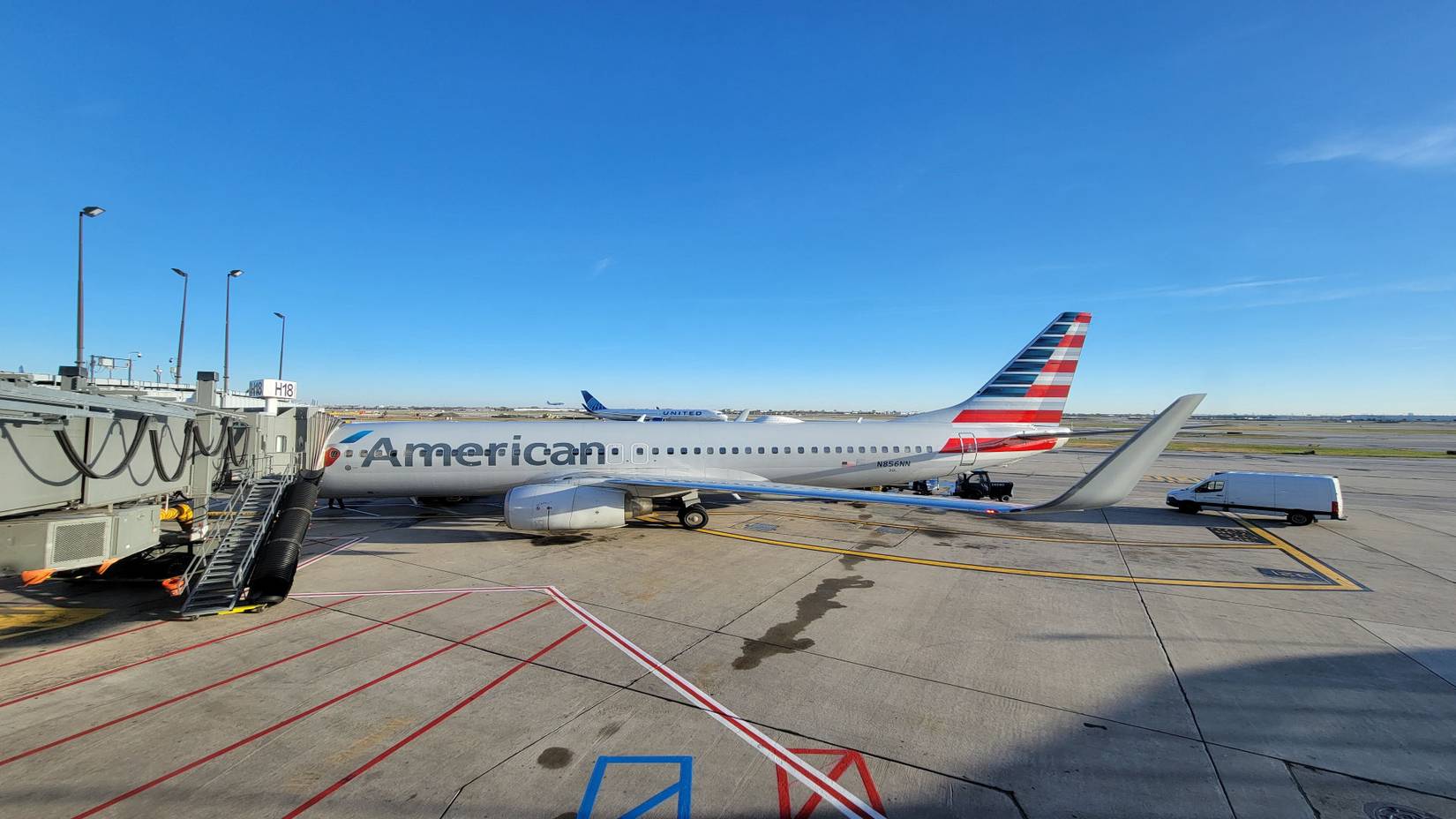 View of American Airlines Boeing 737 aircraft parked at gate at Chicago O'Hare International Airport