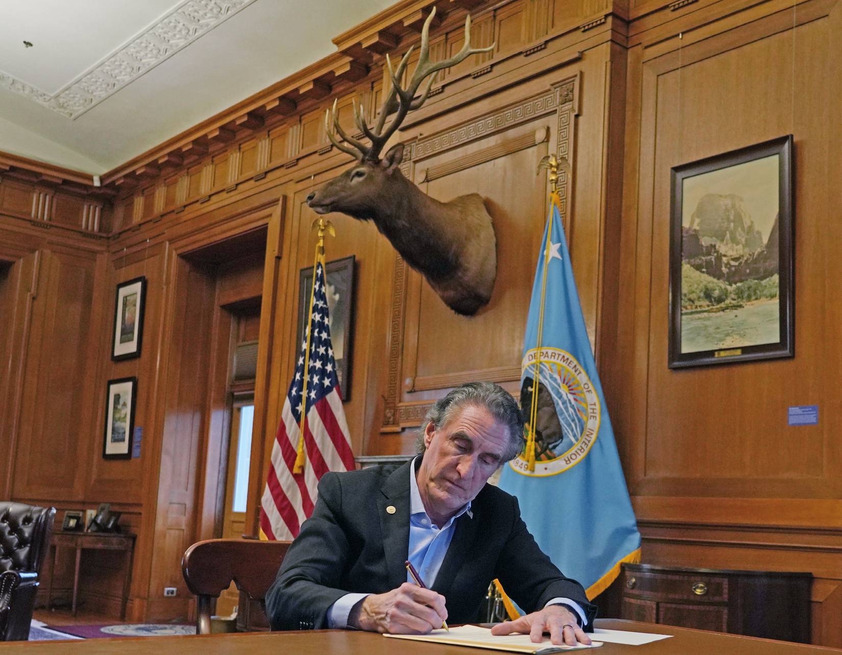 米国の国立公園当局者と訪問者は、NPSの地位を失う可能性のある「敗者」公園について懸念している