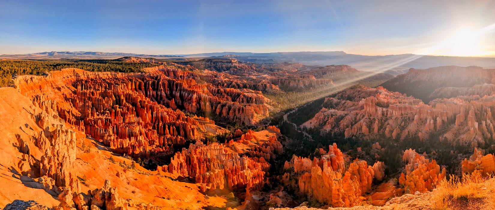 Unexpected Crowds and Hidden Wonders at Bryce Canyon Amid a Government Shutdown