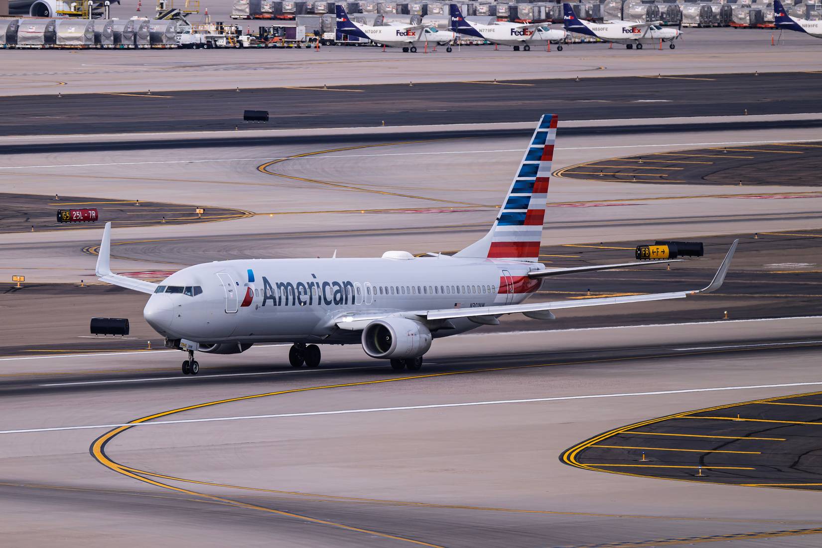 American Airlines airplane at Phoenix Sky Harbor International Airport, Arizona, AZ, USA