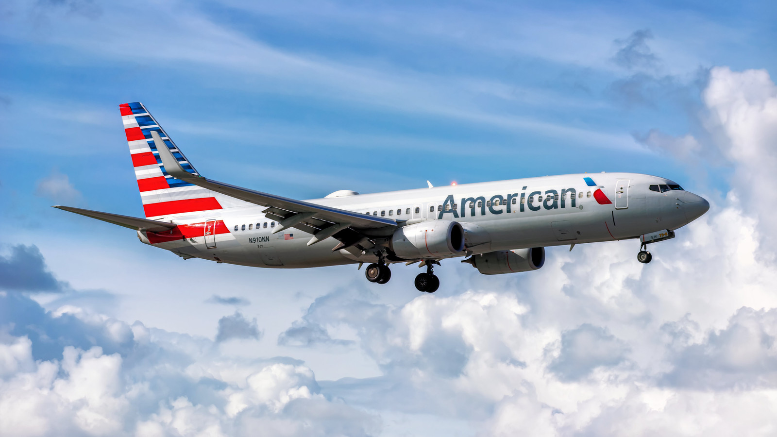 American Airlines Flight 308's Aborted Takeoff Sparks Tense Encounter Between Pilot And Air Traffic Control