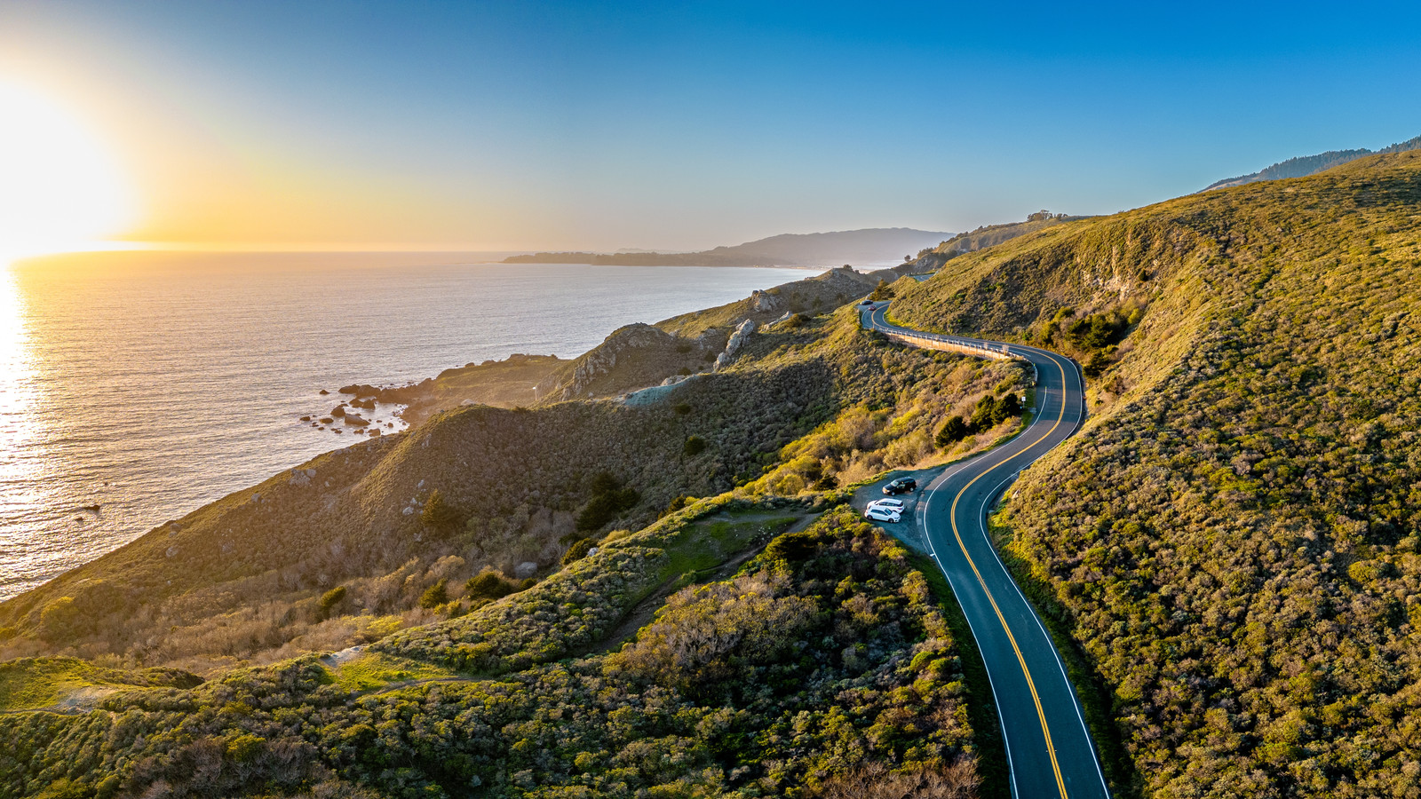 Good News For Canadian Snowbirds As Road Trips To Favorite U.S. Destination Get Cheaper This Winter