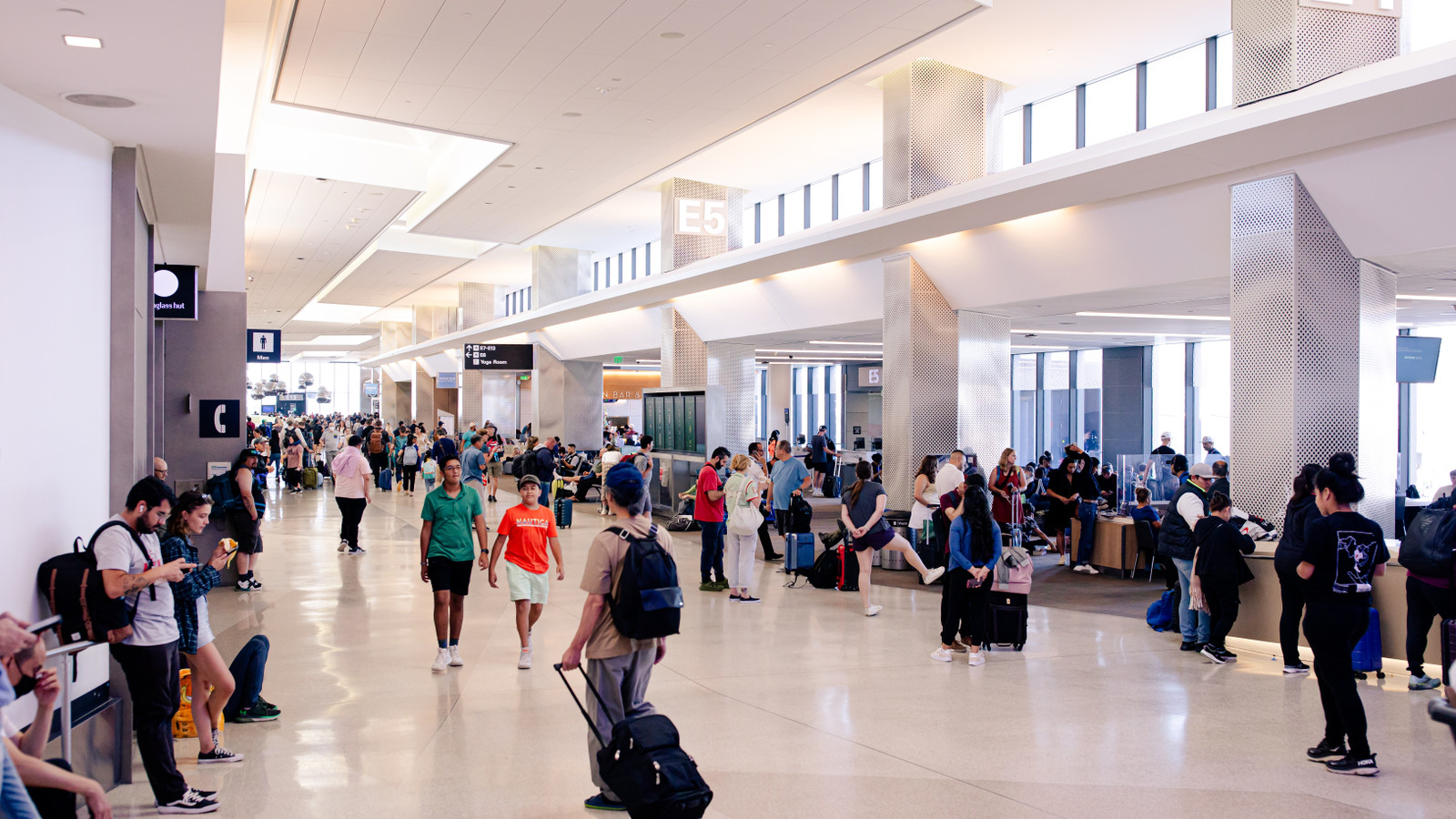 FAA: Worst Delays In San Francisco Airport Amid Flight Cuts But SFO Cites Issues Unrelated To Shutdown